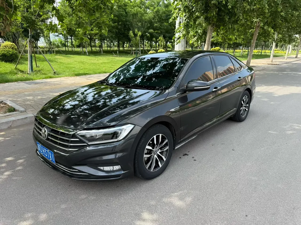 Volkswagen Sagitar