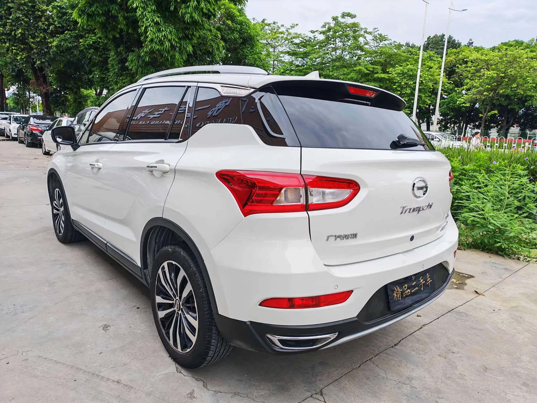 GAC Trumpchi GS4  из Китая