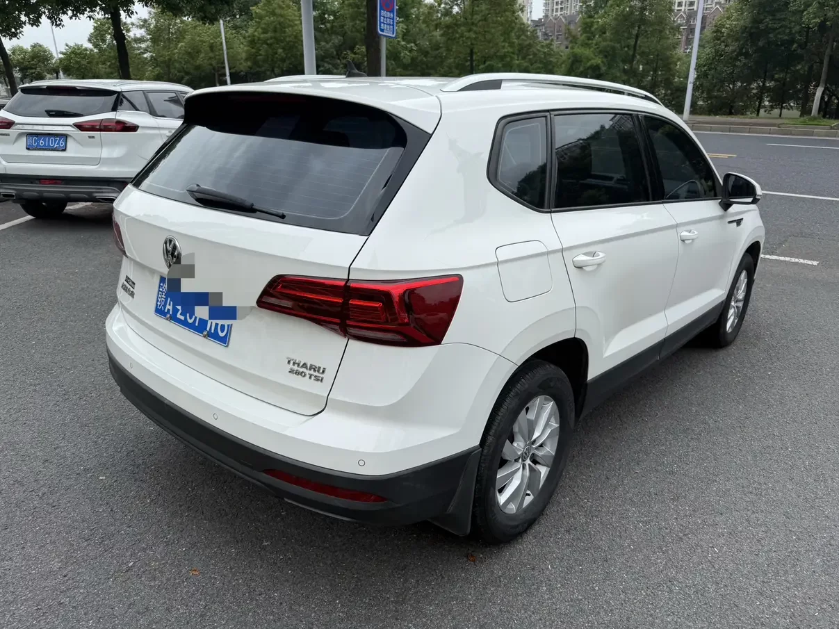 Volkswagen Tharu