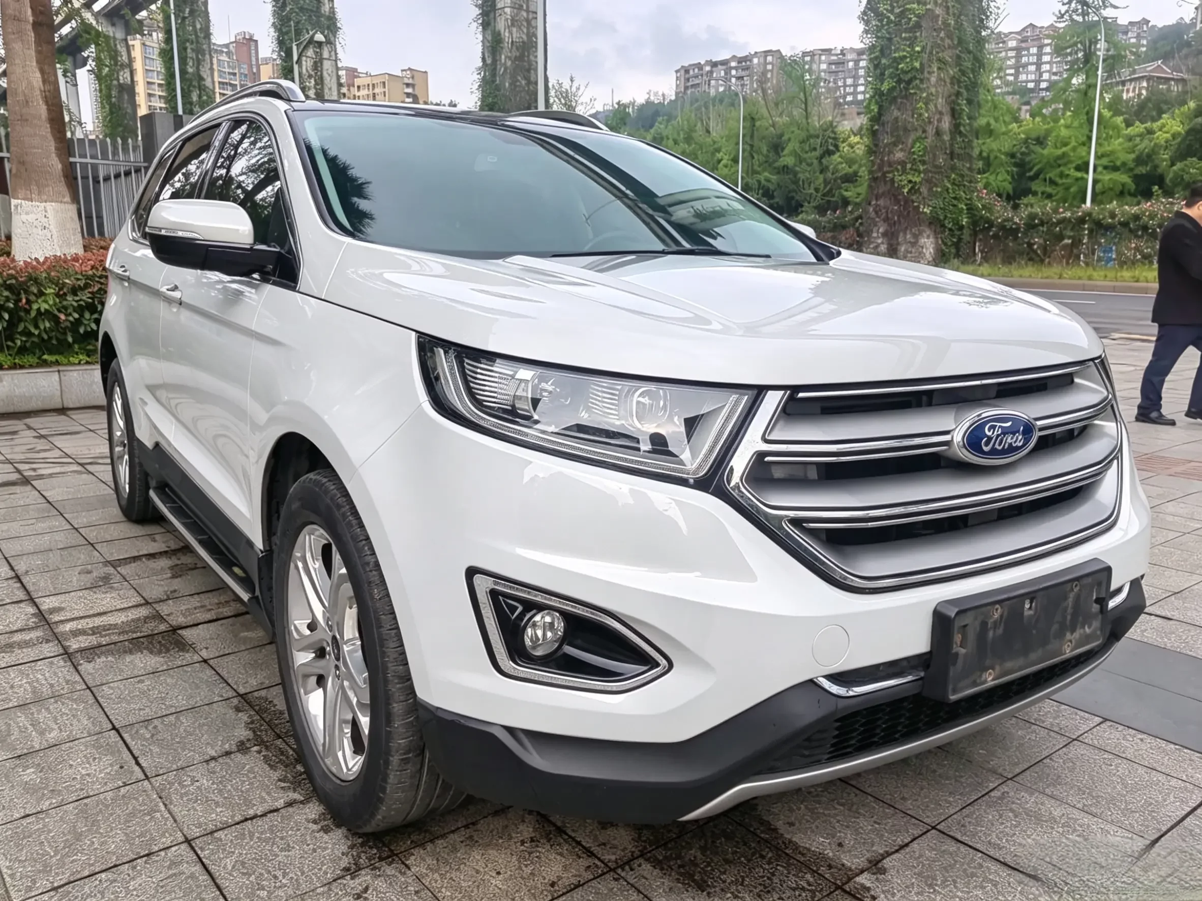 Ford sharp boundary