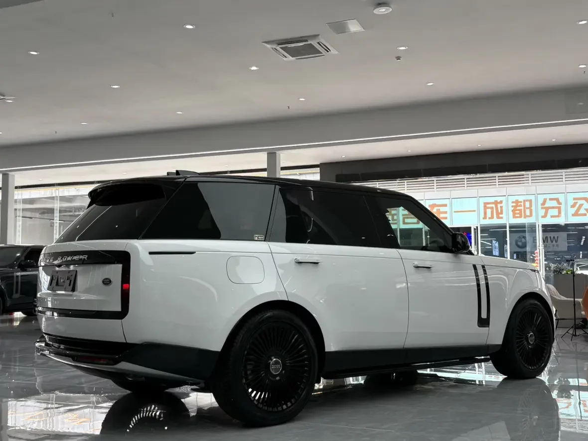 Land Rover range rover