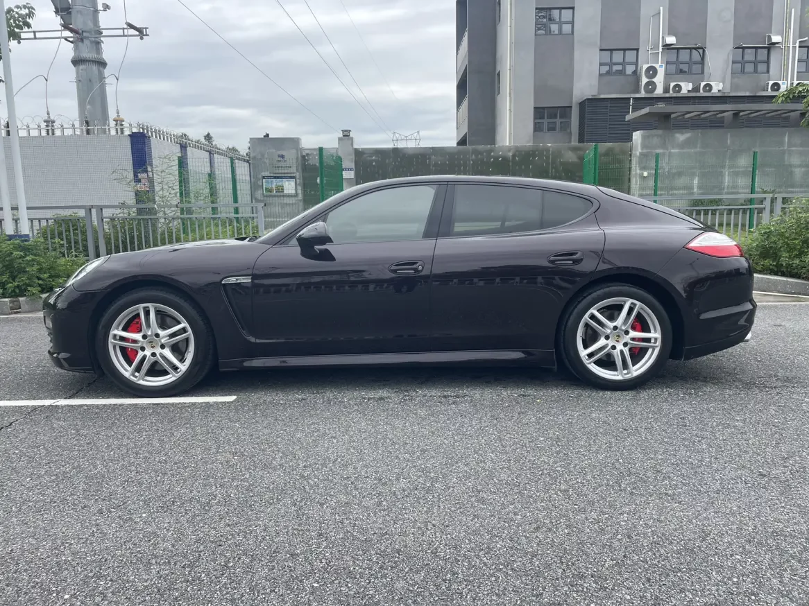 Porsche Panamera