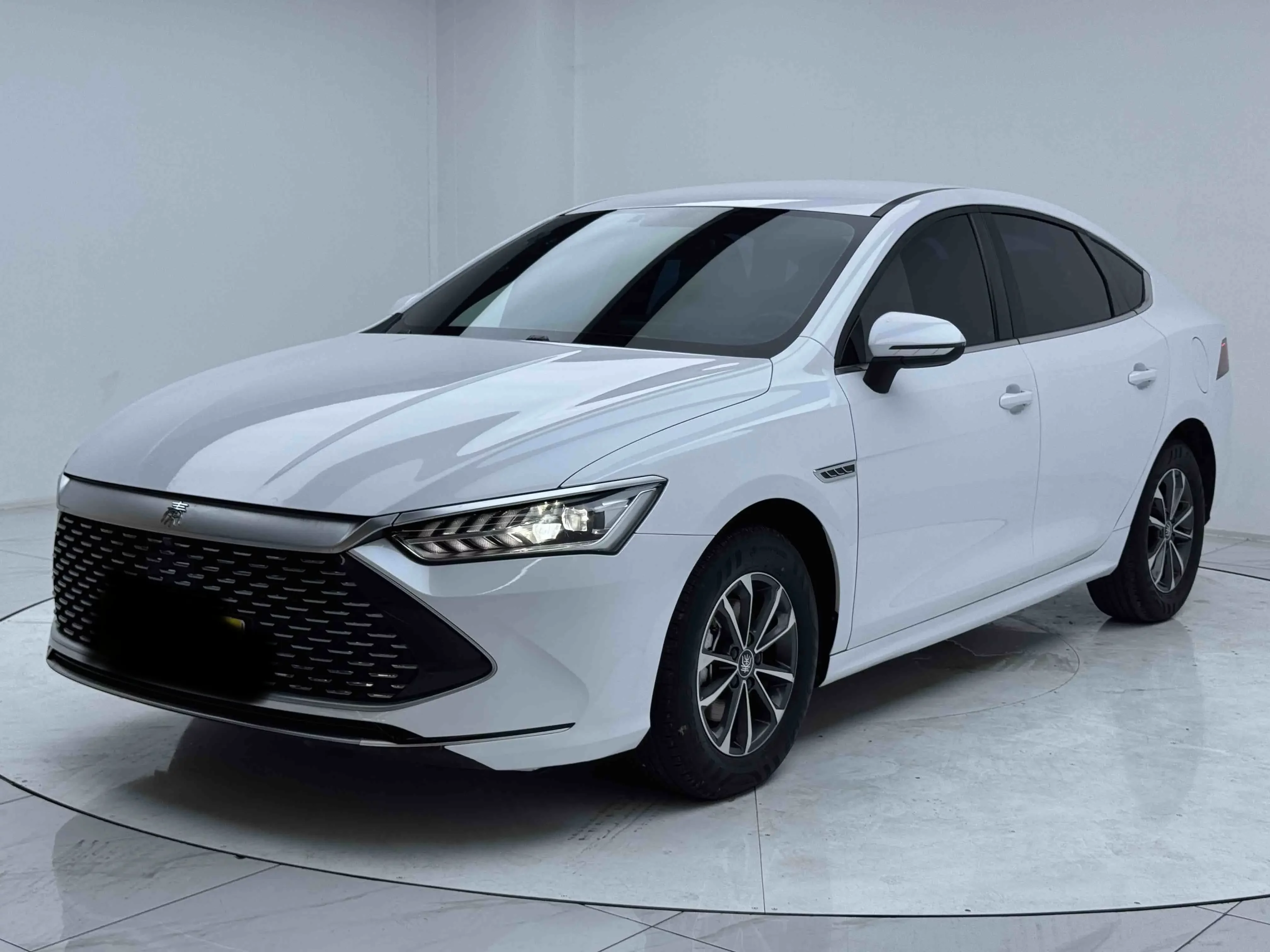 BYD Qin PLUS DM