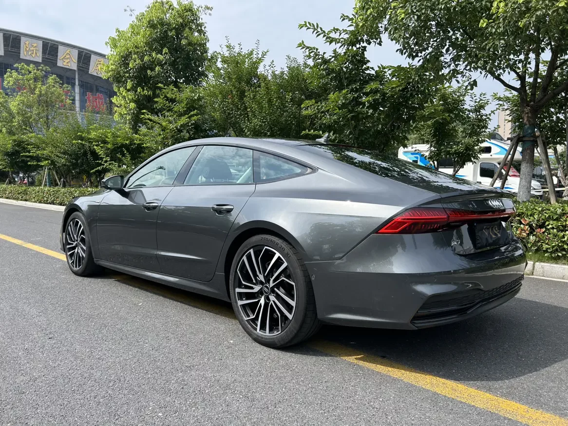 Audi A7
