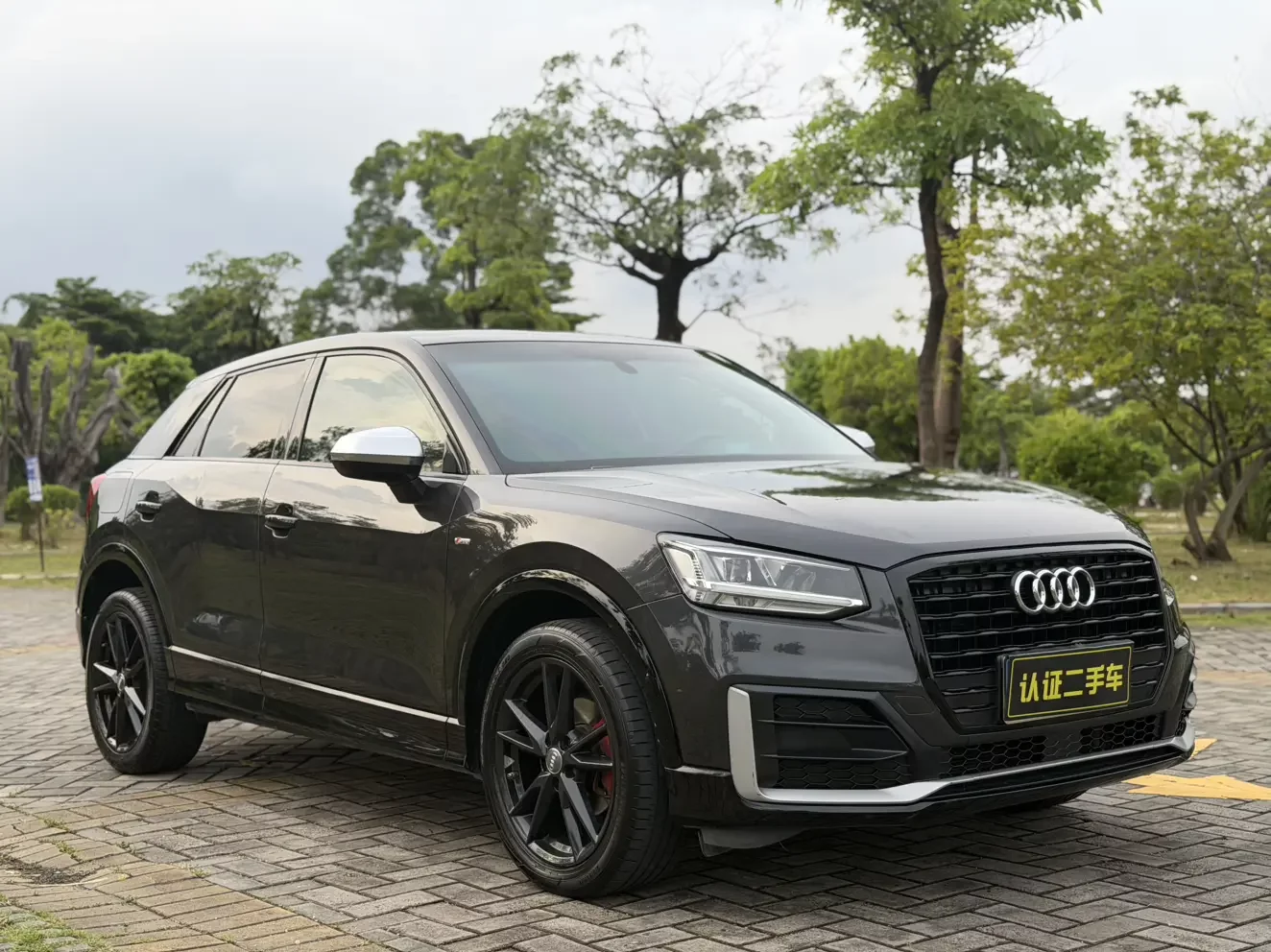 Audi Q2L