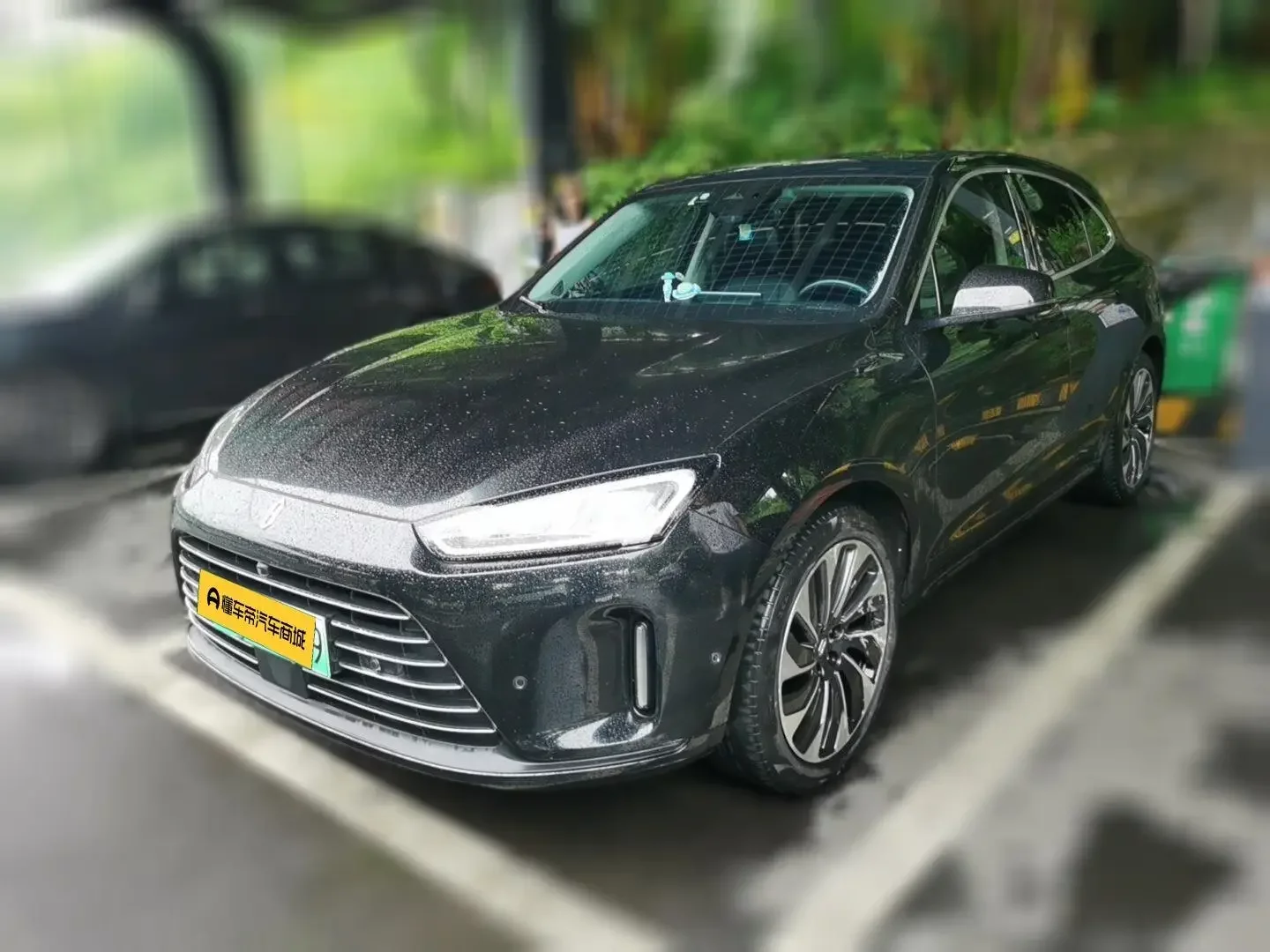 AITO M5