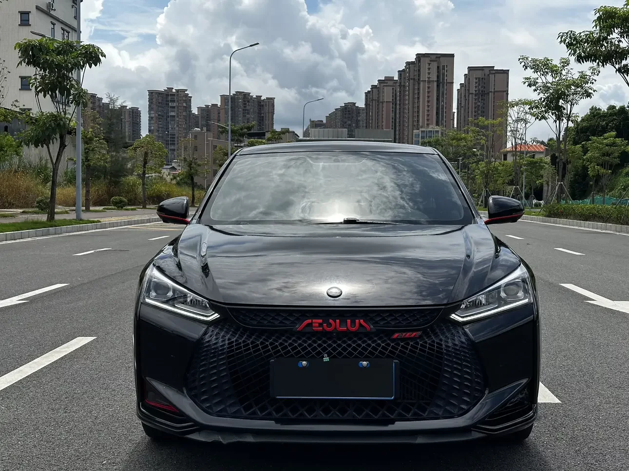 Dongfeng Yixuan