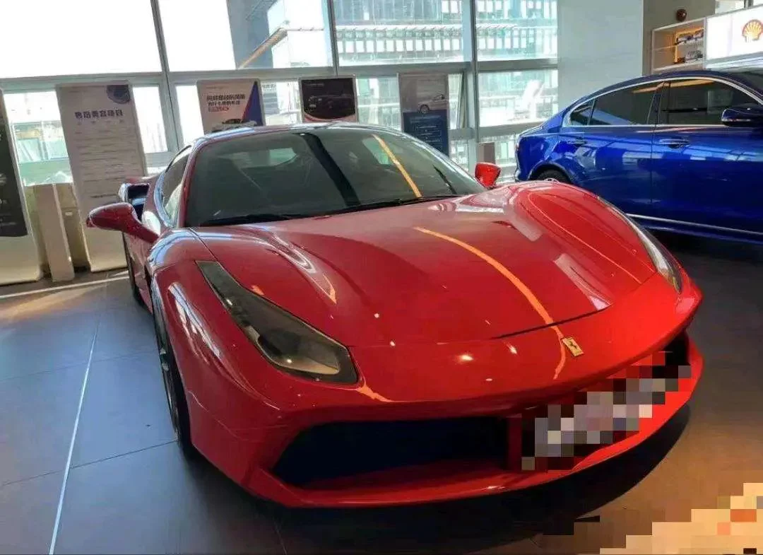 Ferrari 488