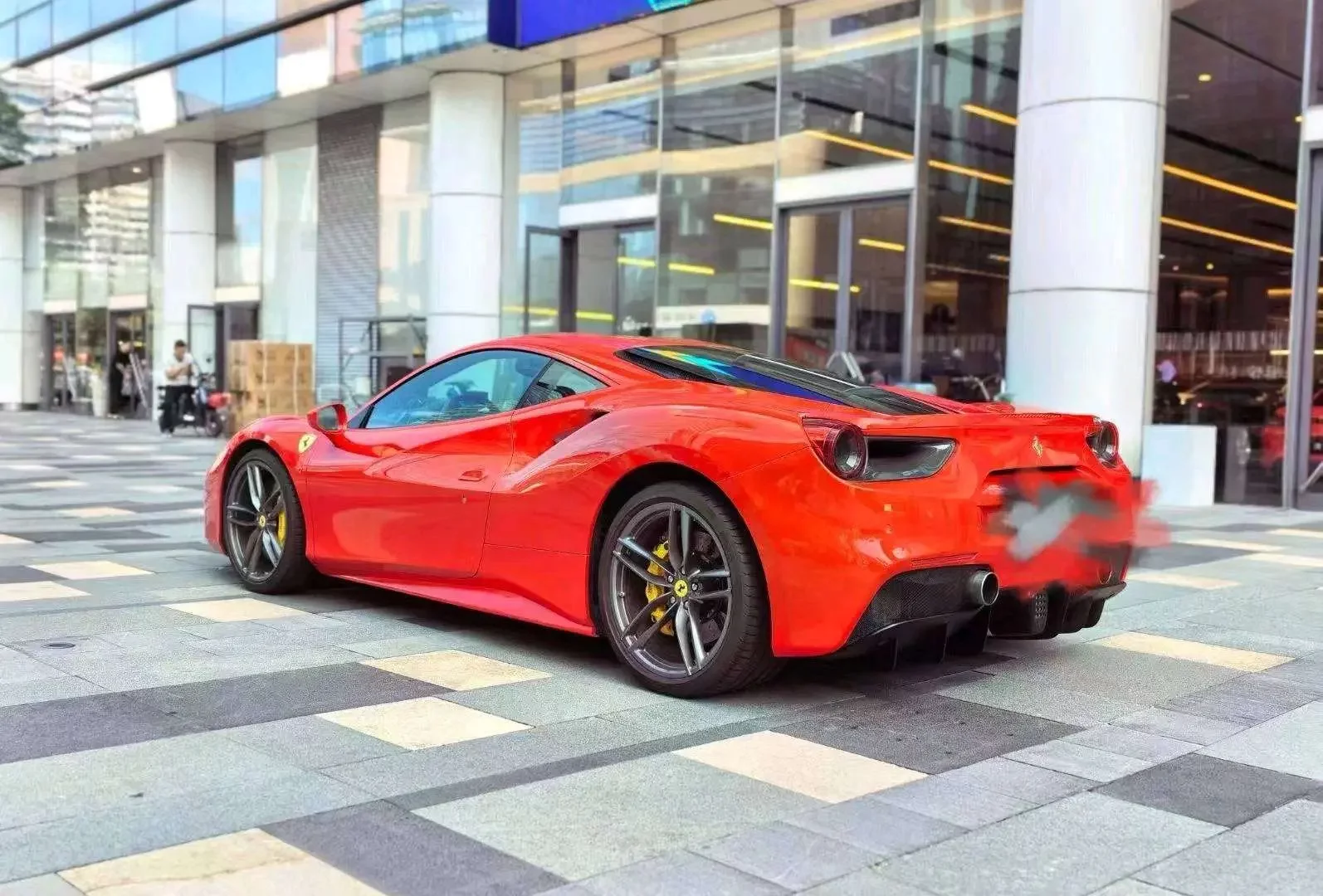Ferrari 488