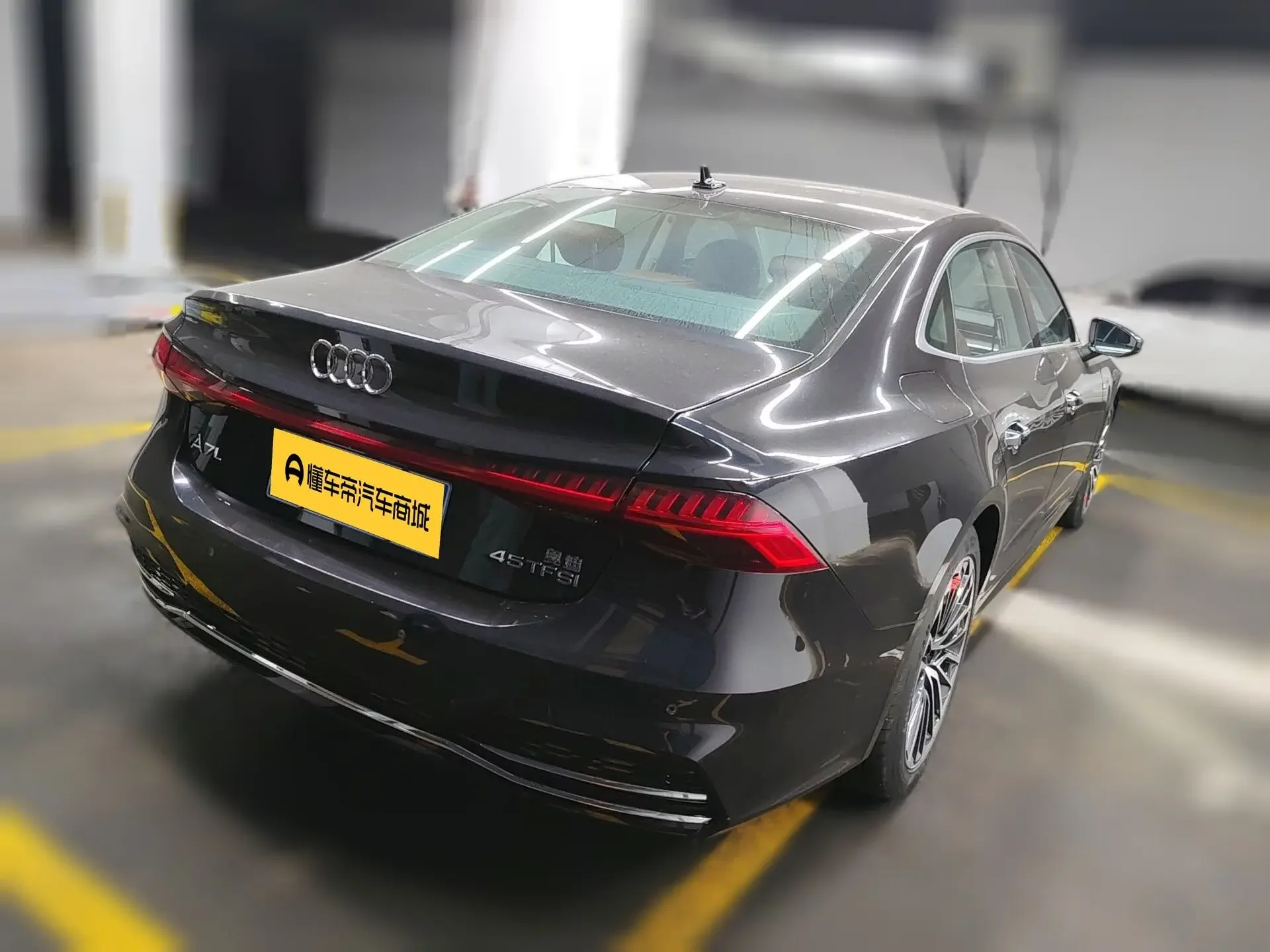 Audi A7L