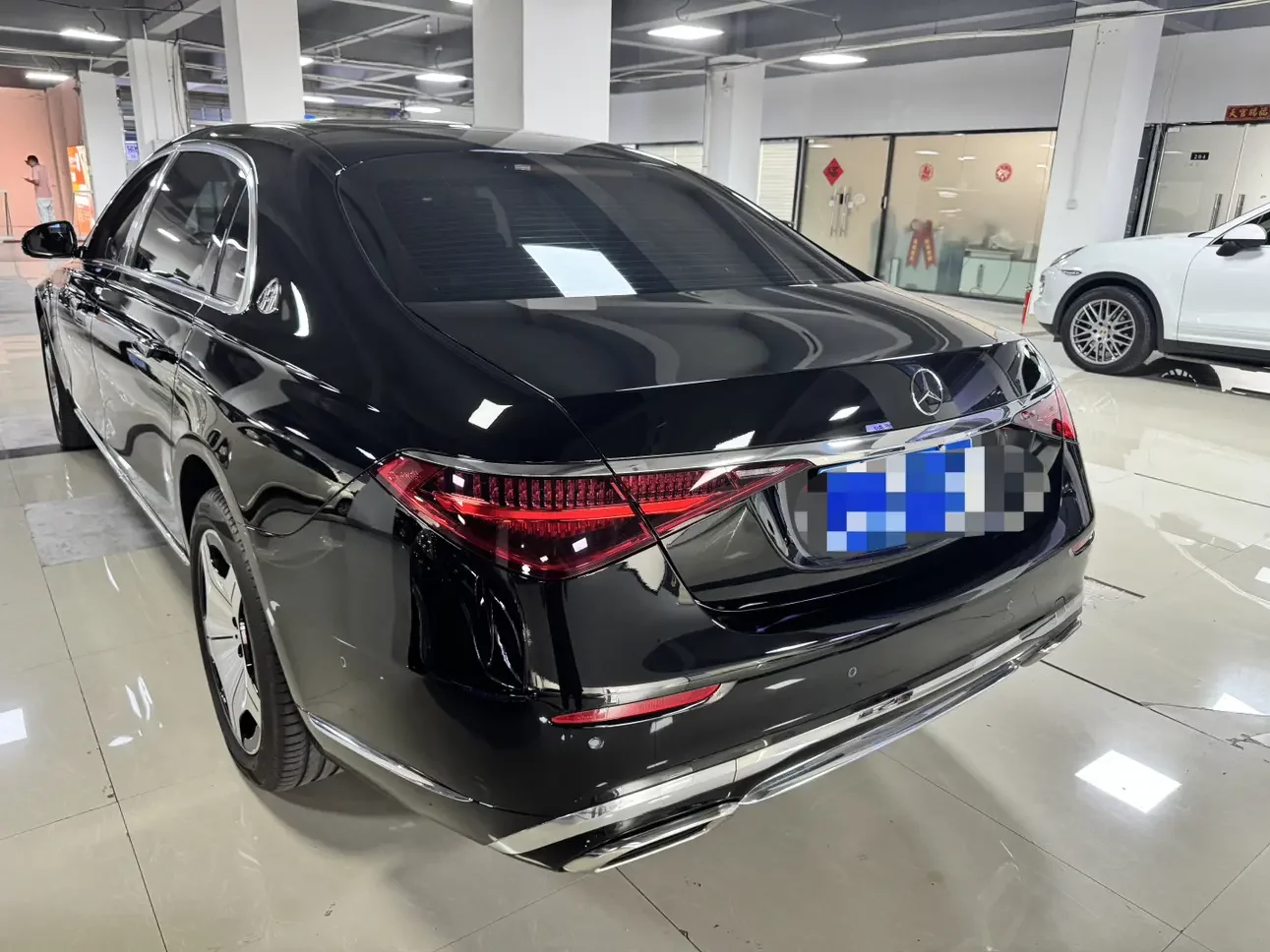 Mercedes-Benz Maybach S-Class