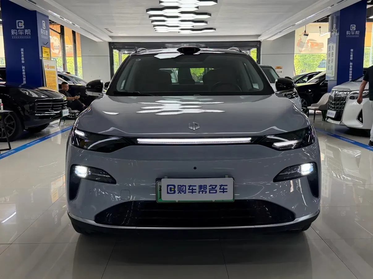 Leapmotor Zero running C11