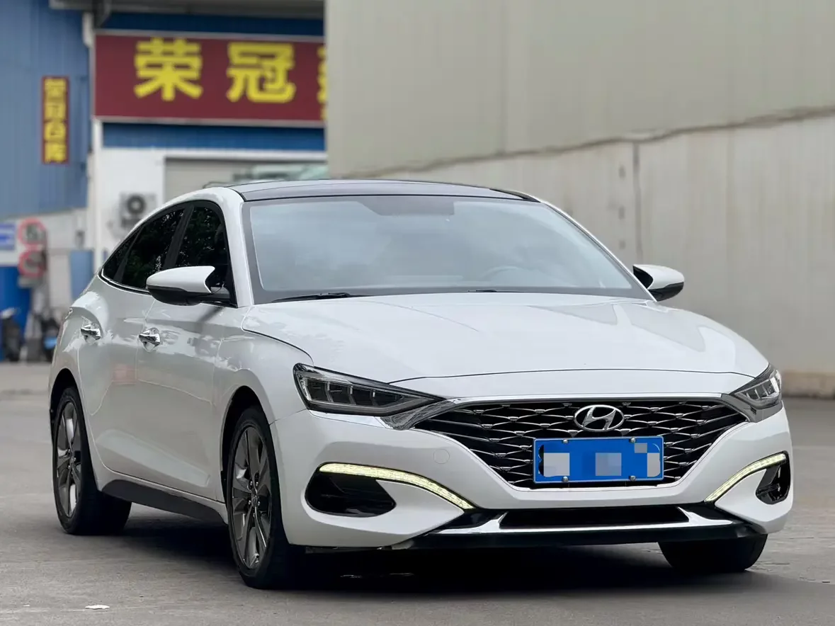Hyundai Lafesta