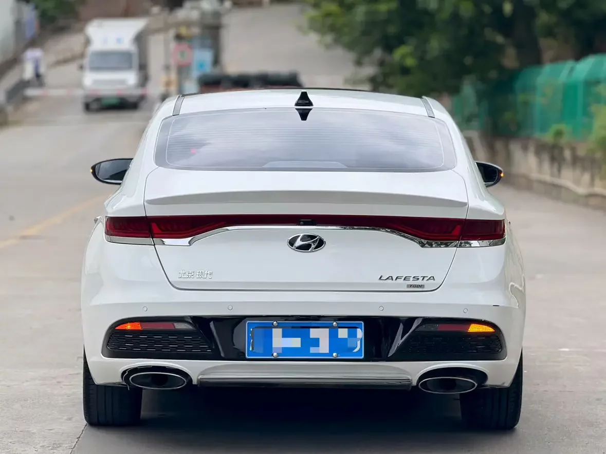 Hyundai Lafesta