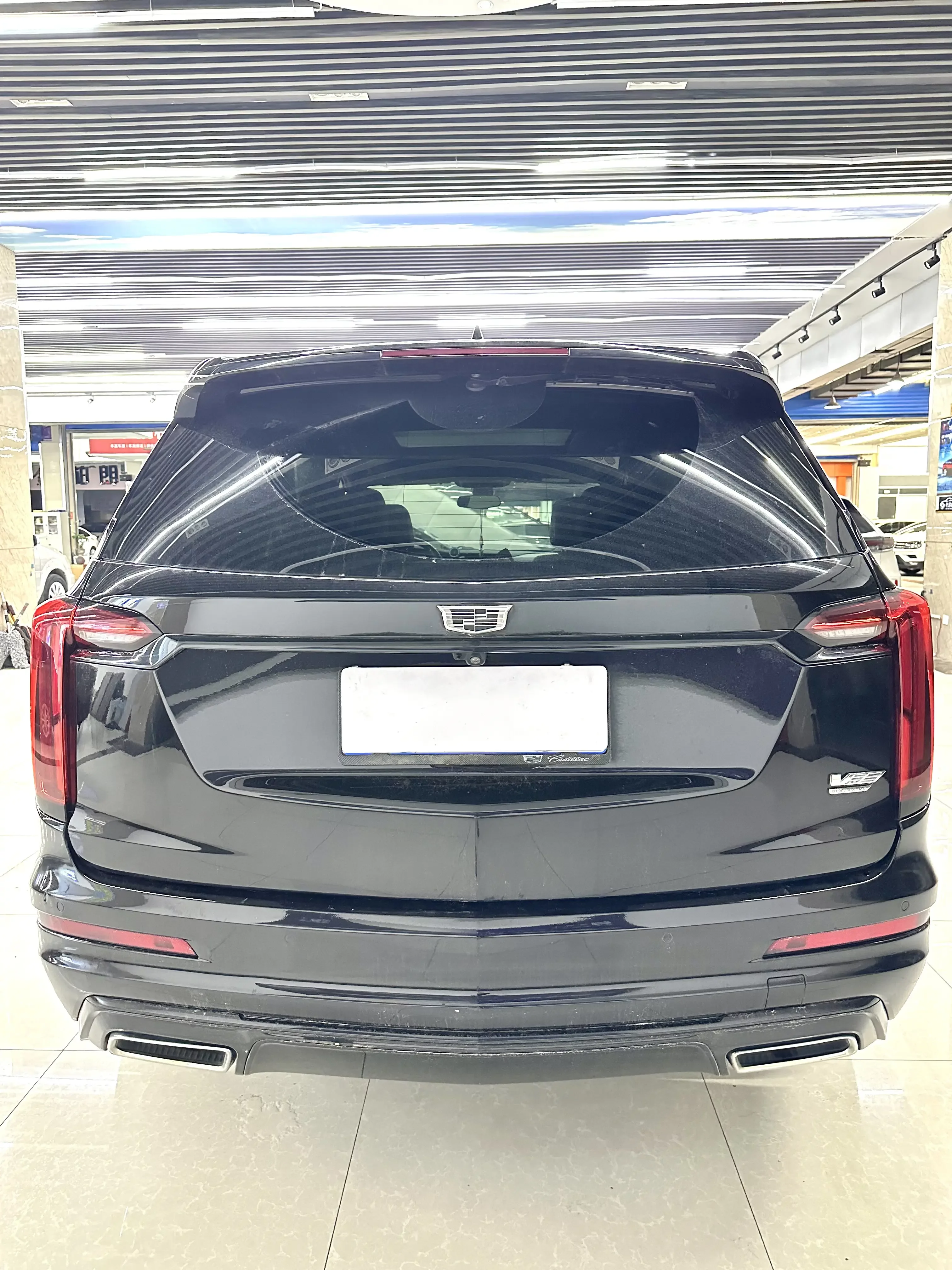 Cadillac XT6
