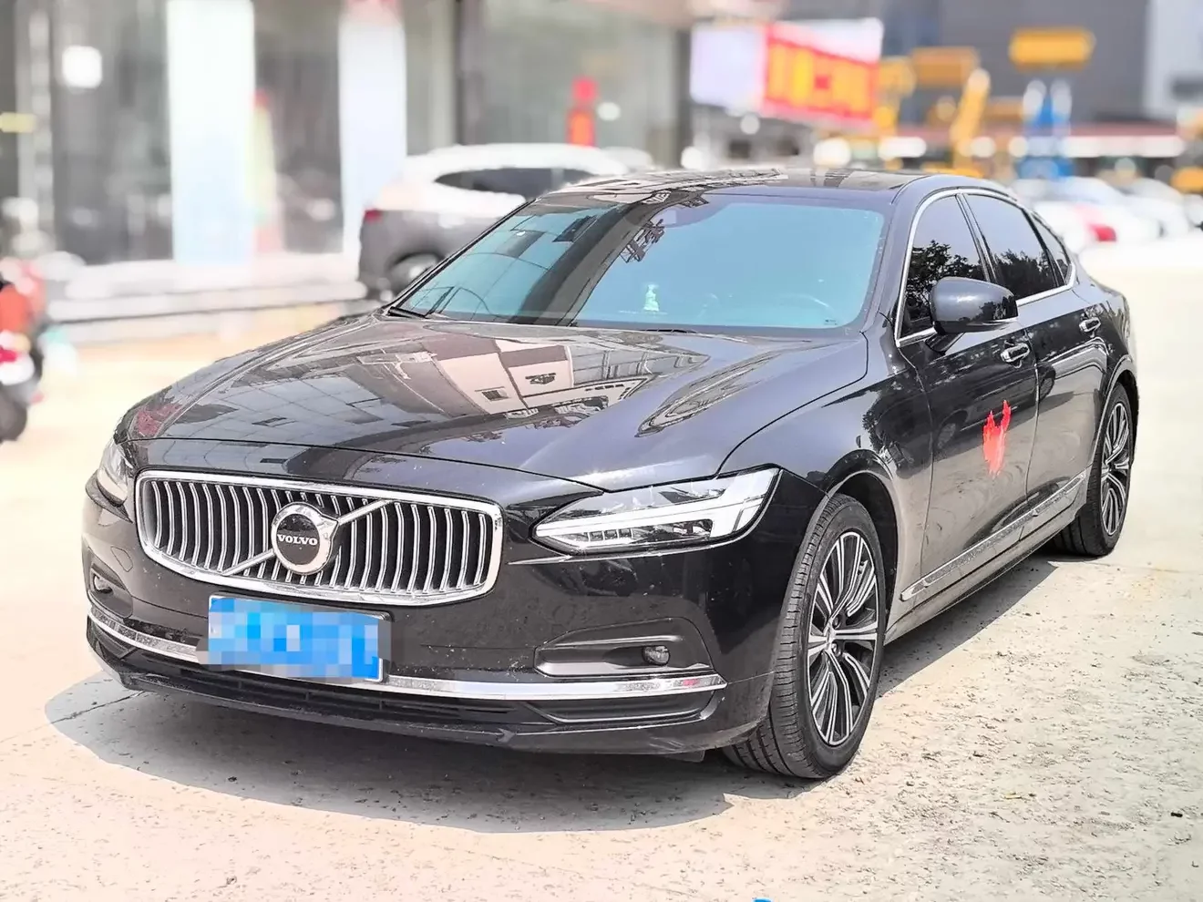 Volvo S90