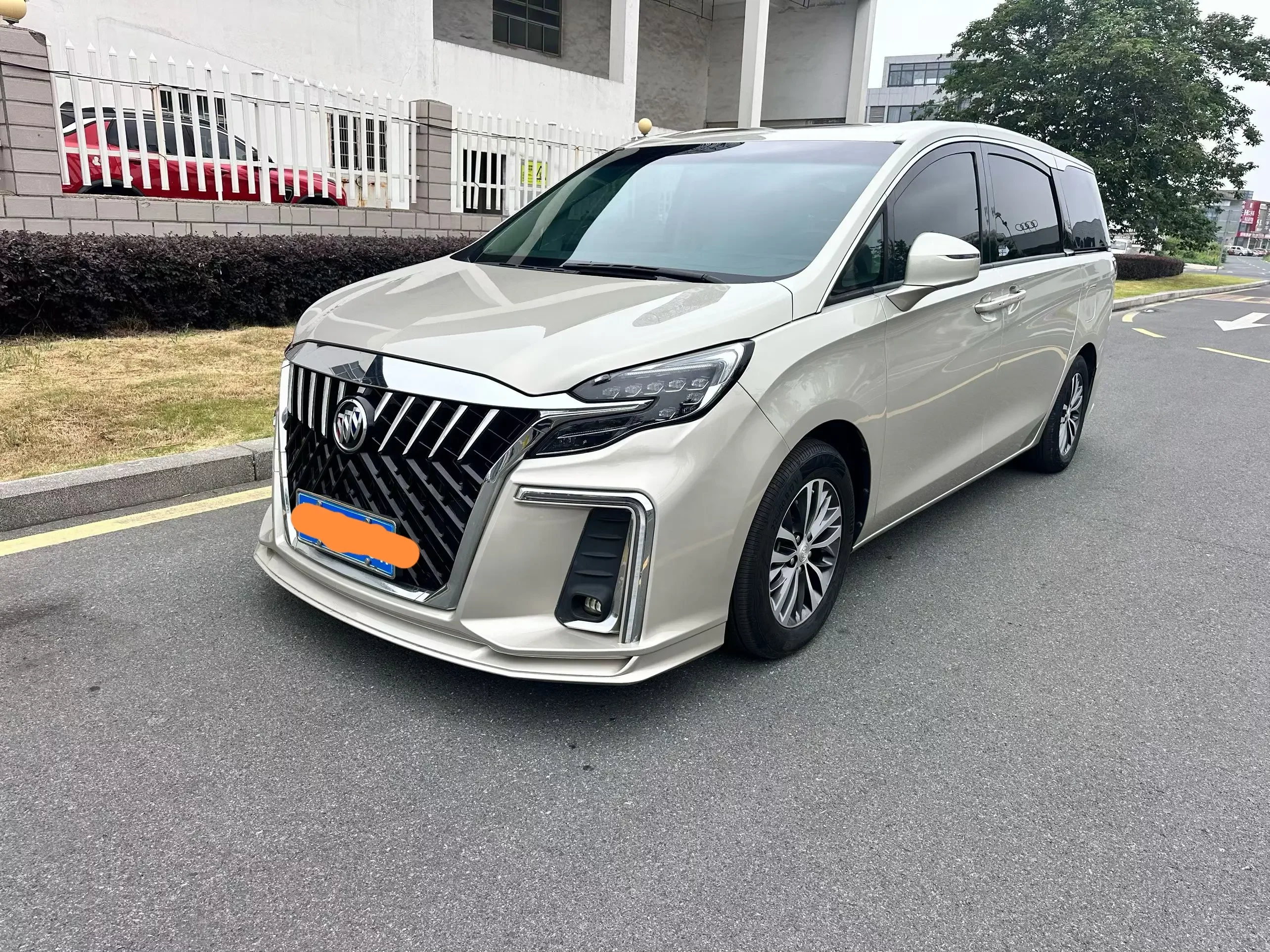 Buick GL8