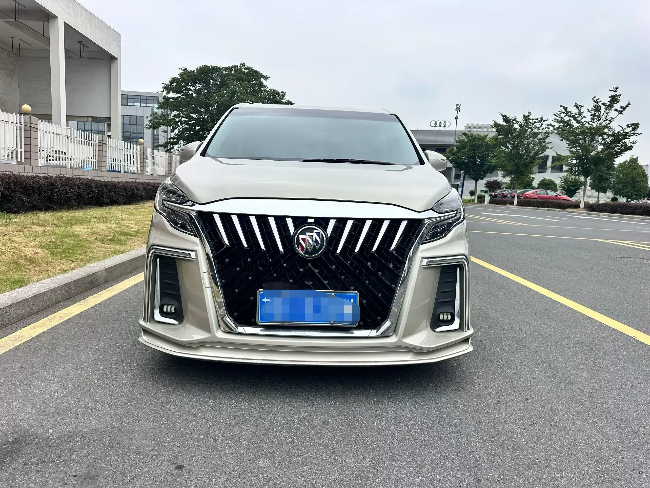 Buick GL8