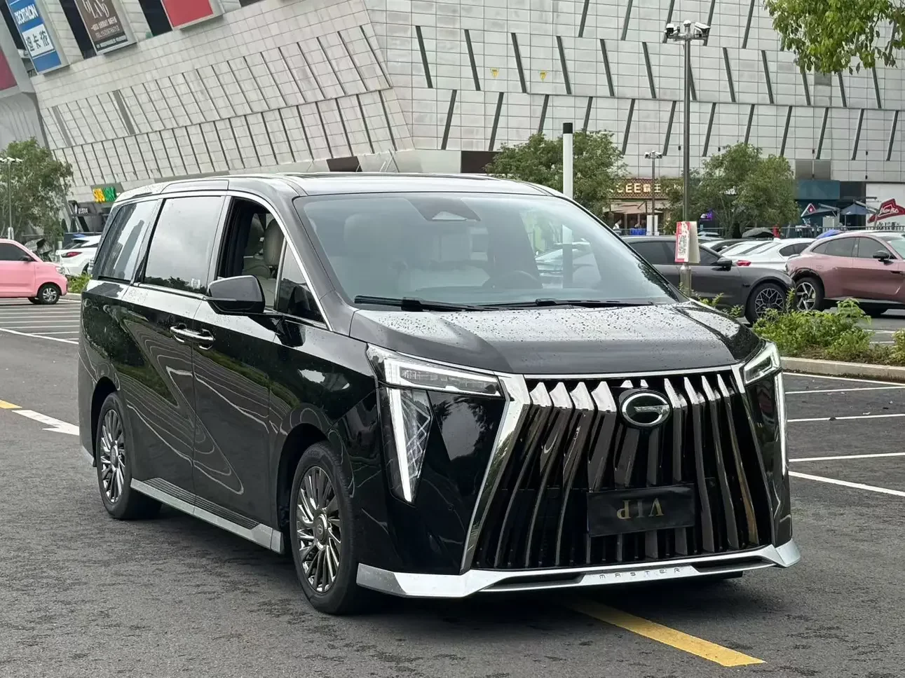 GAC Trumpchi M8