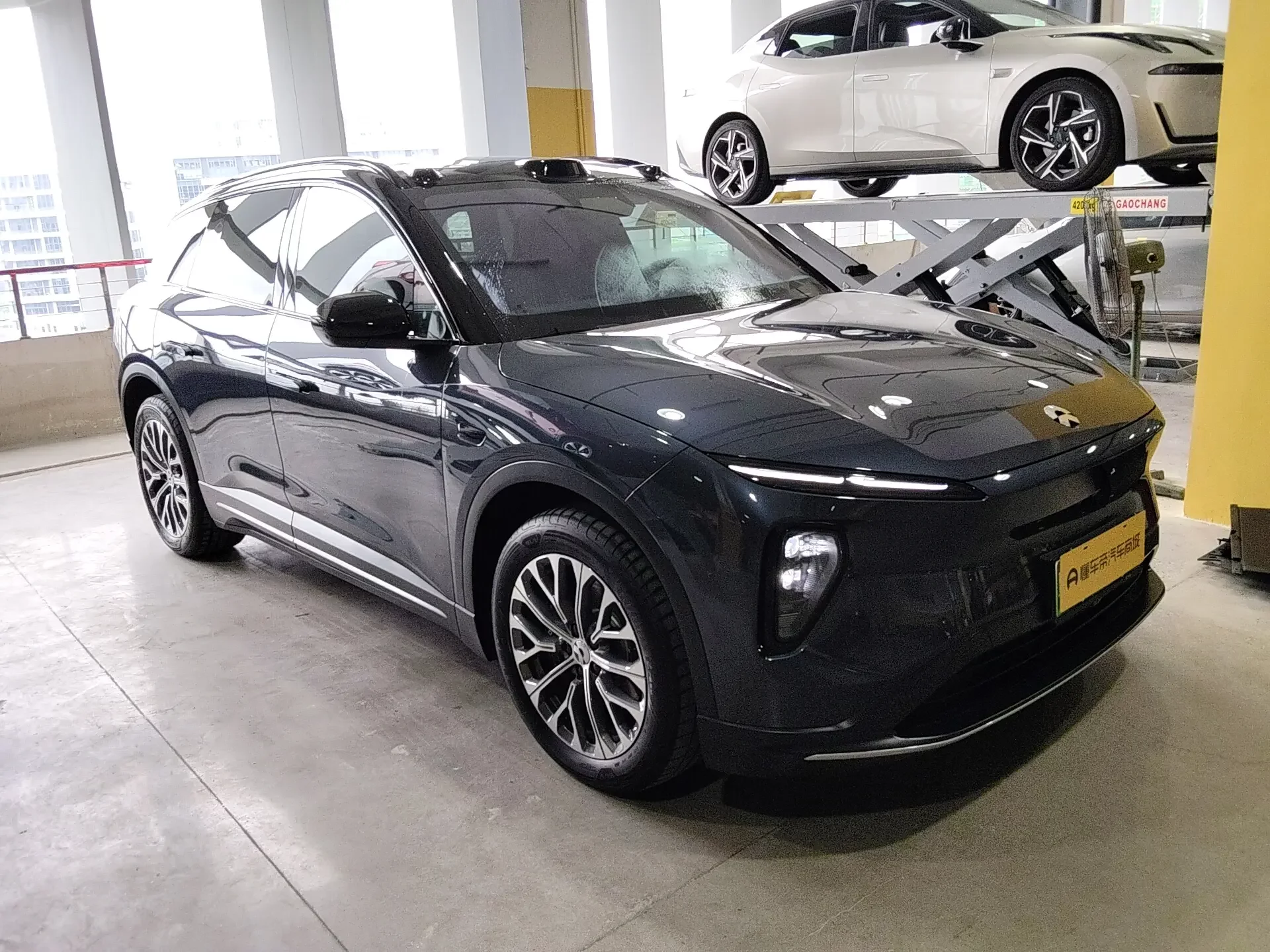 NIO ES6