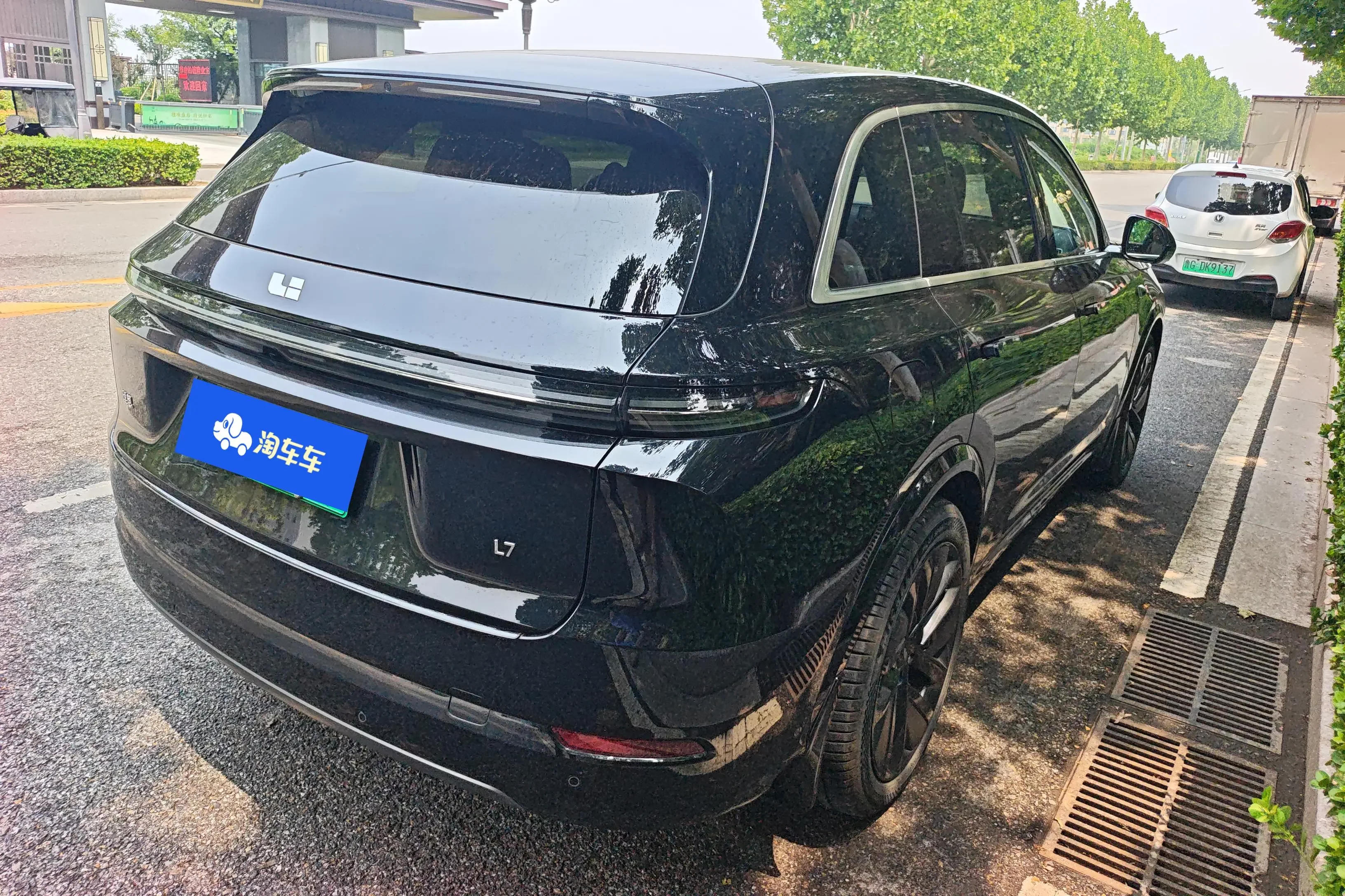 Lixiang L7