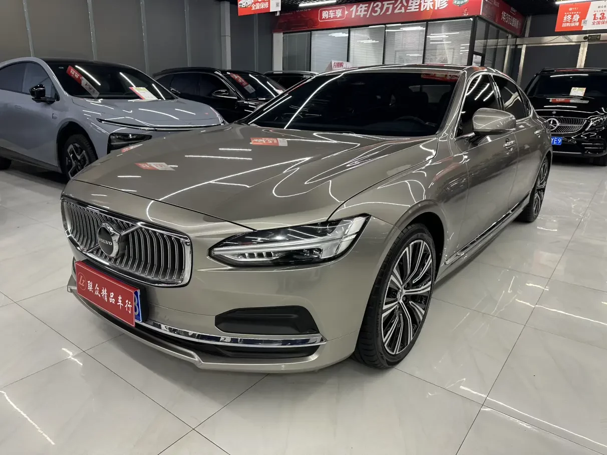 Volvo S90