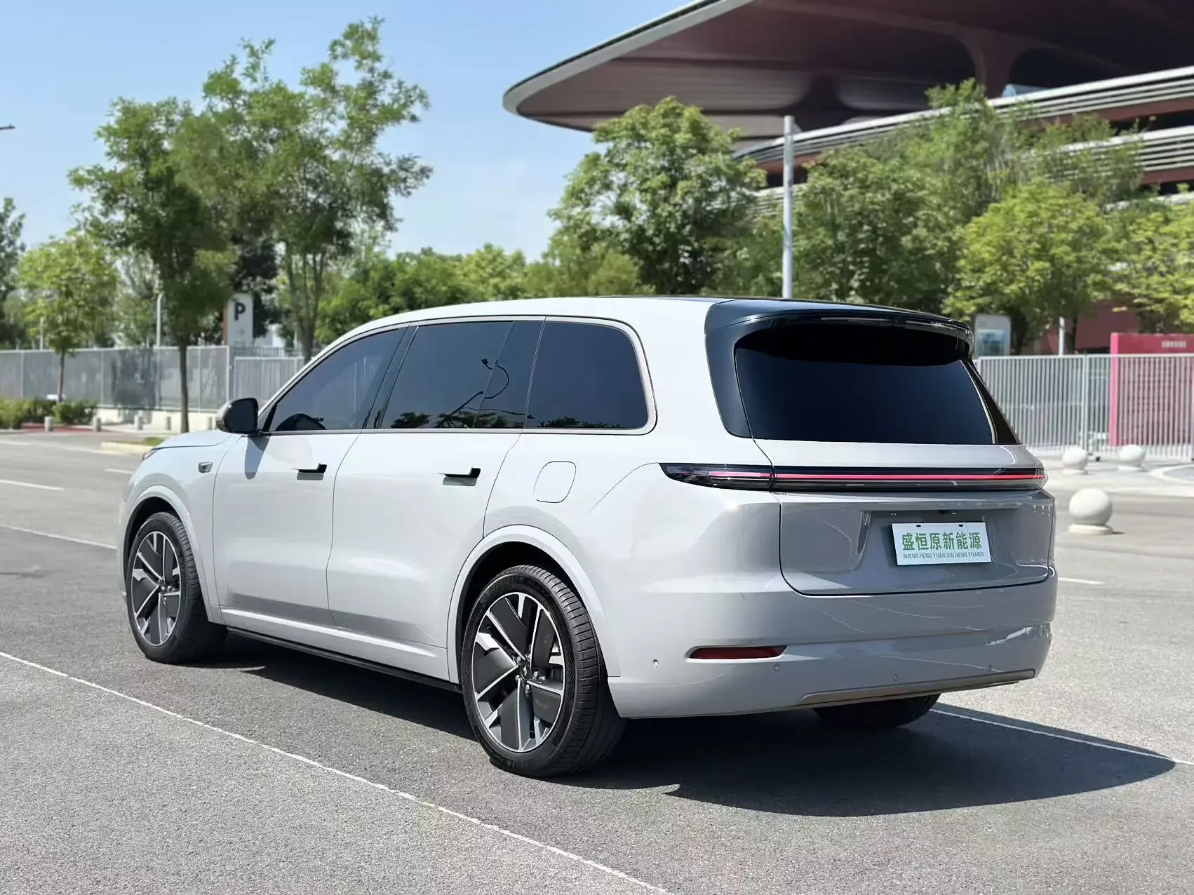 Lixiang L9