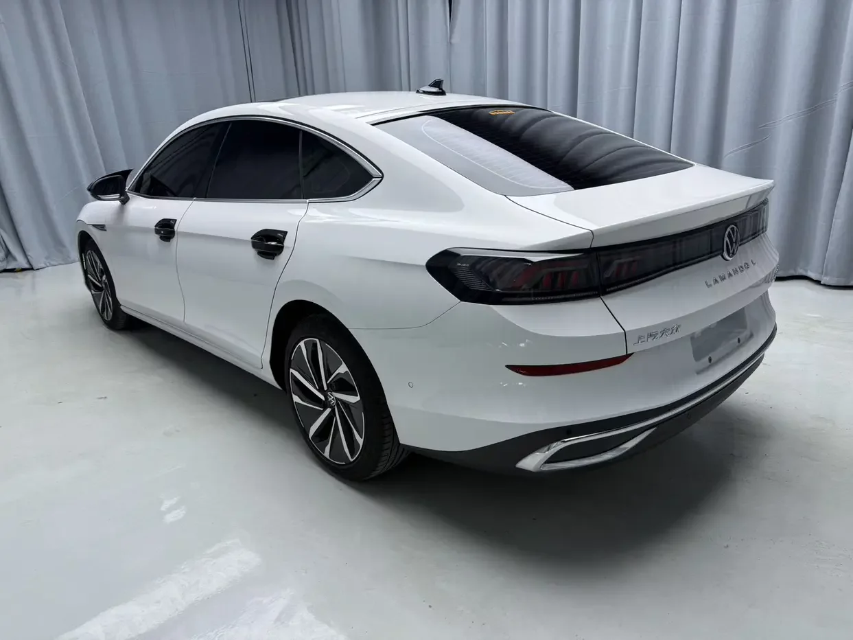 Volkswagen Lamando