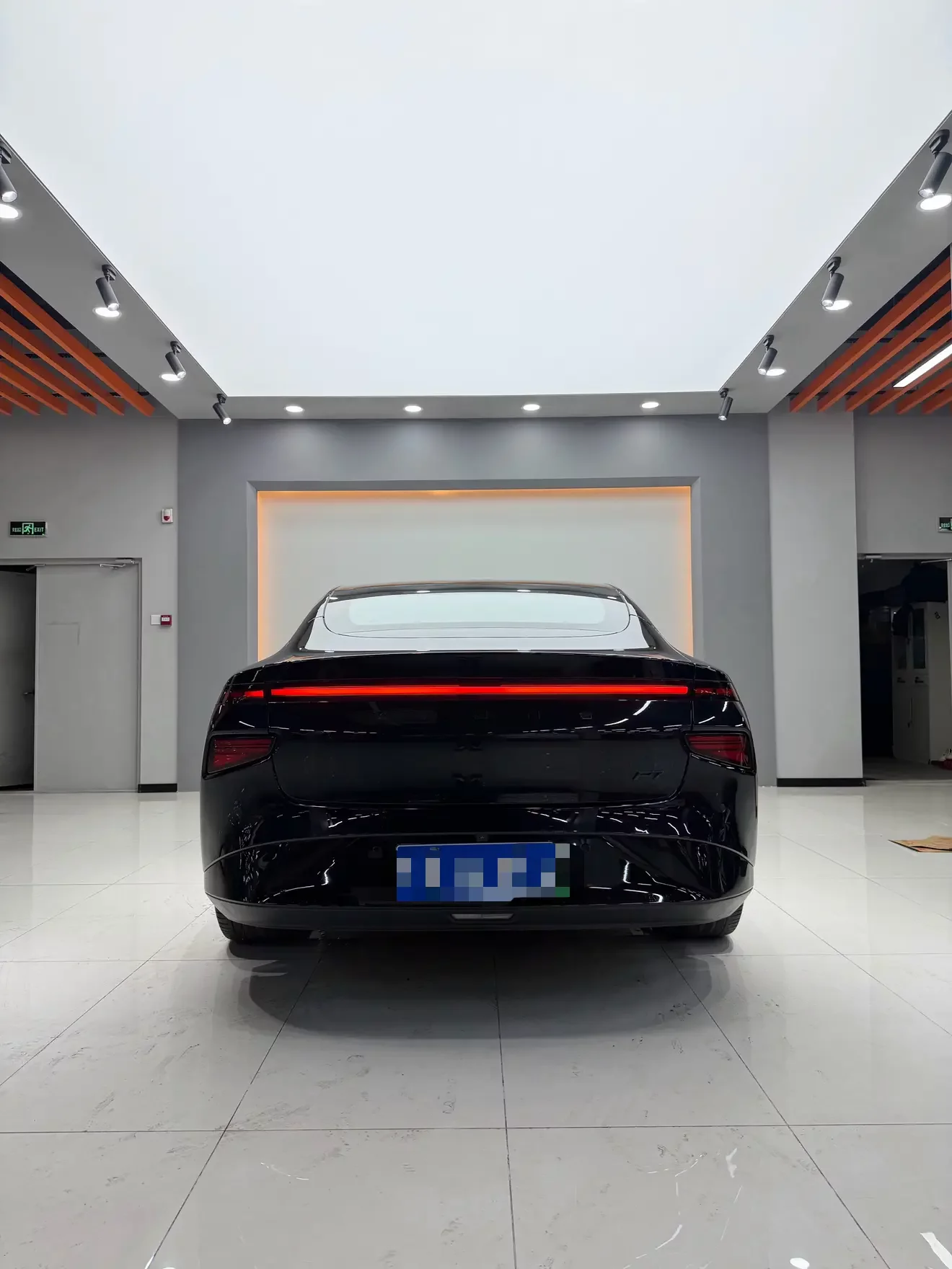 Xpeng P7