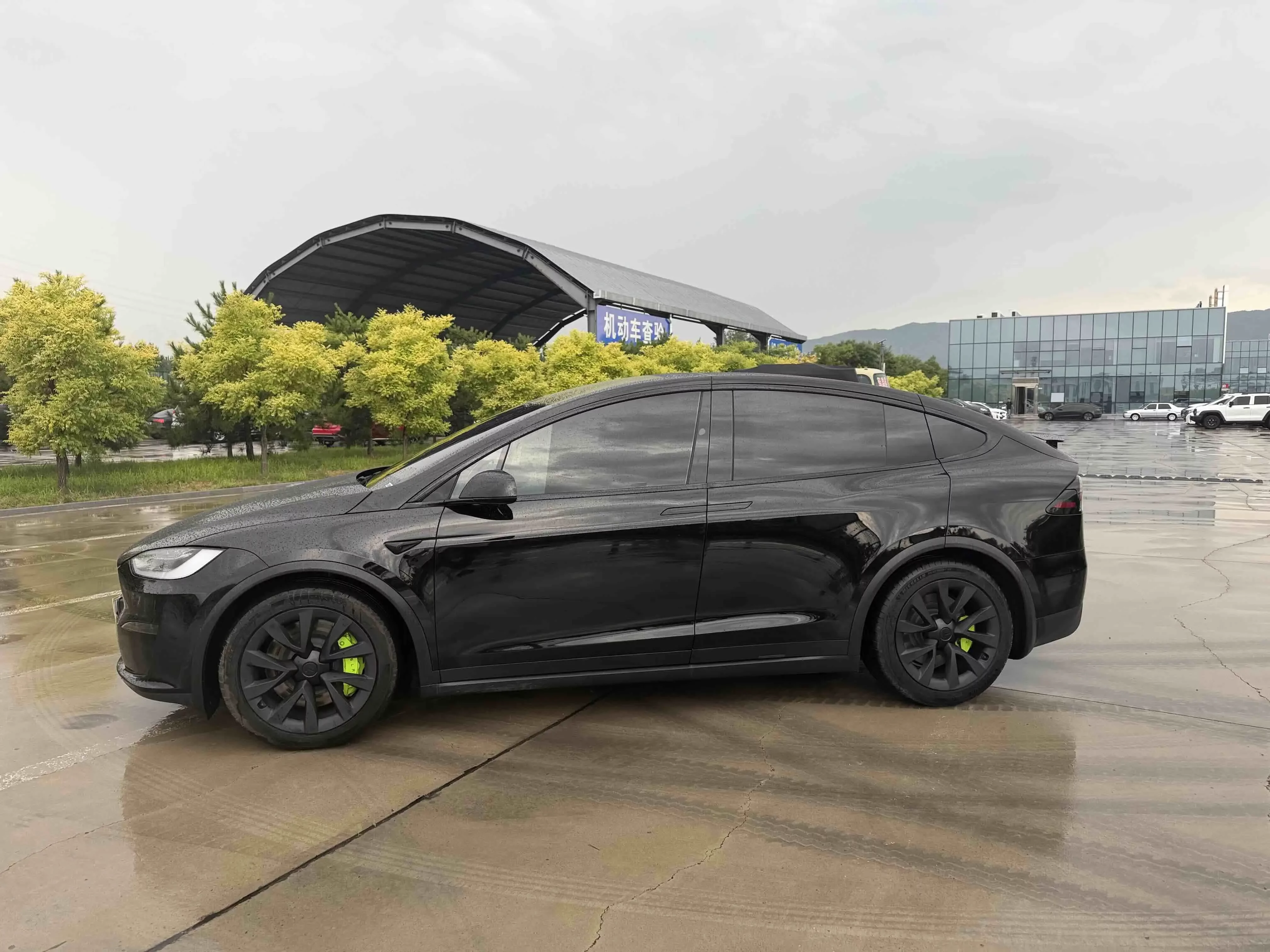 Tesla Model X