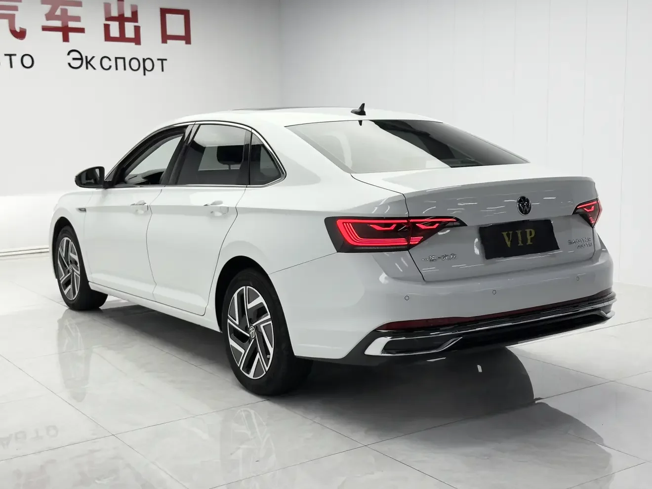 Volkswagen Sagitar