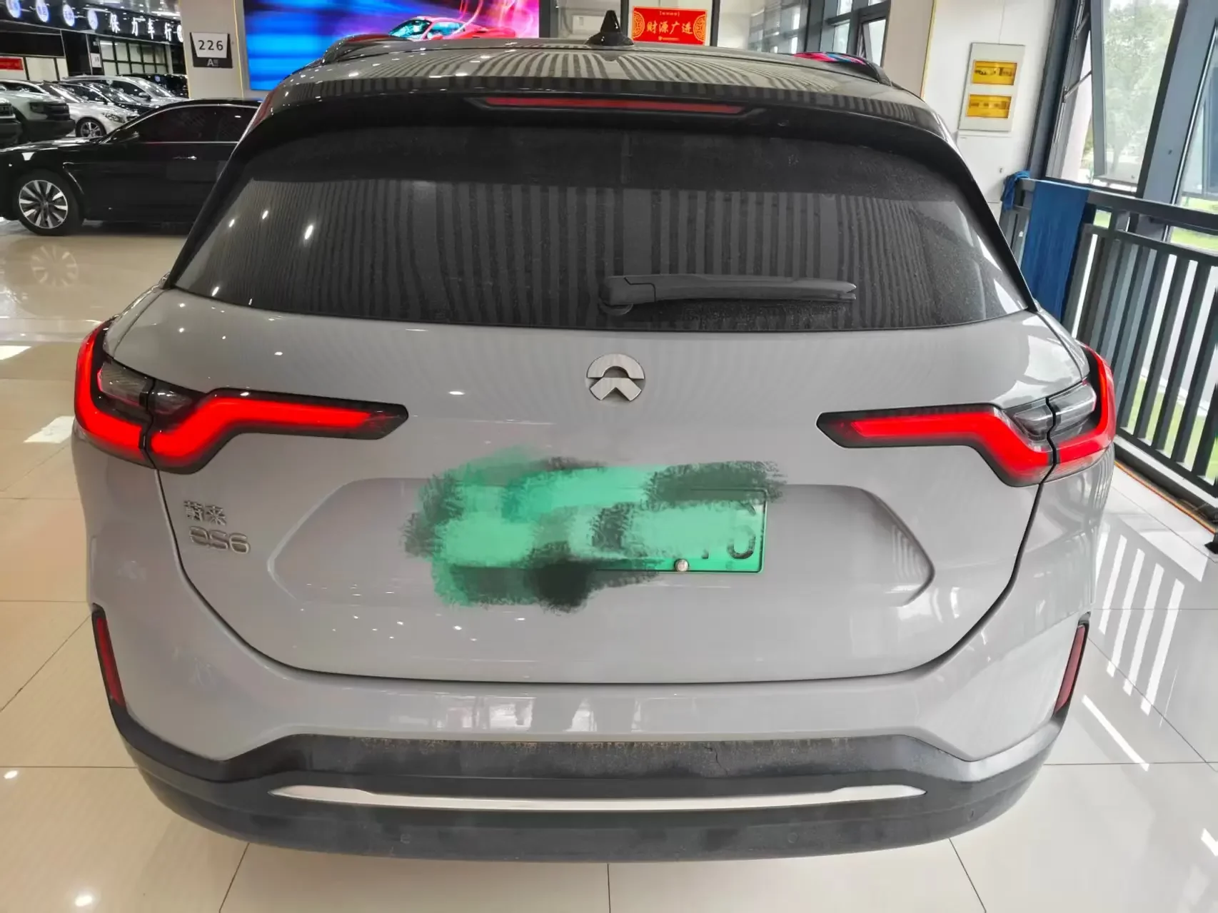 NIO ES6