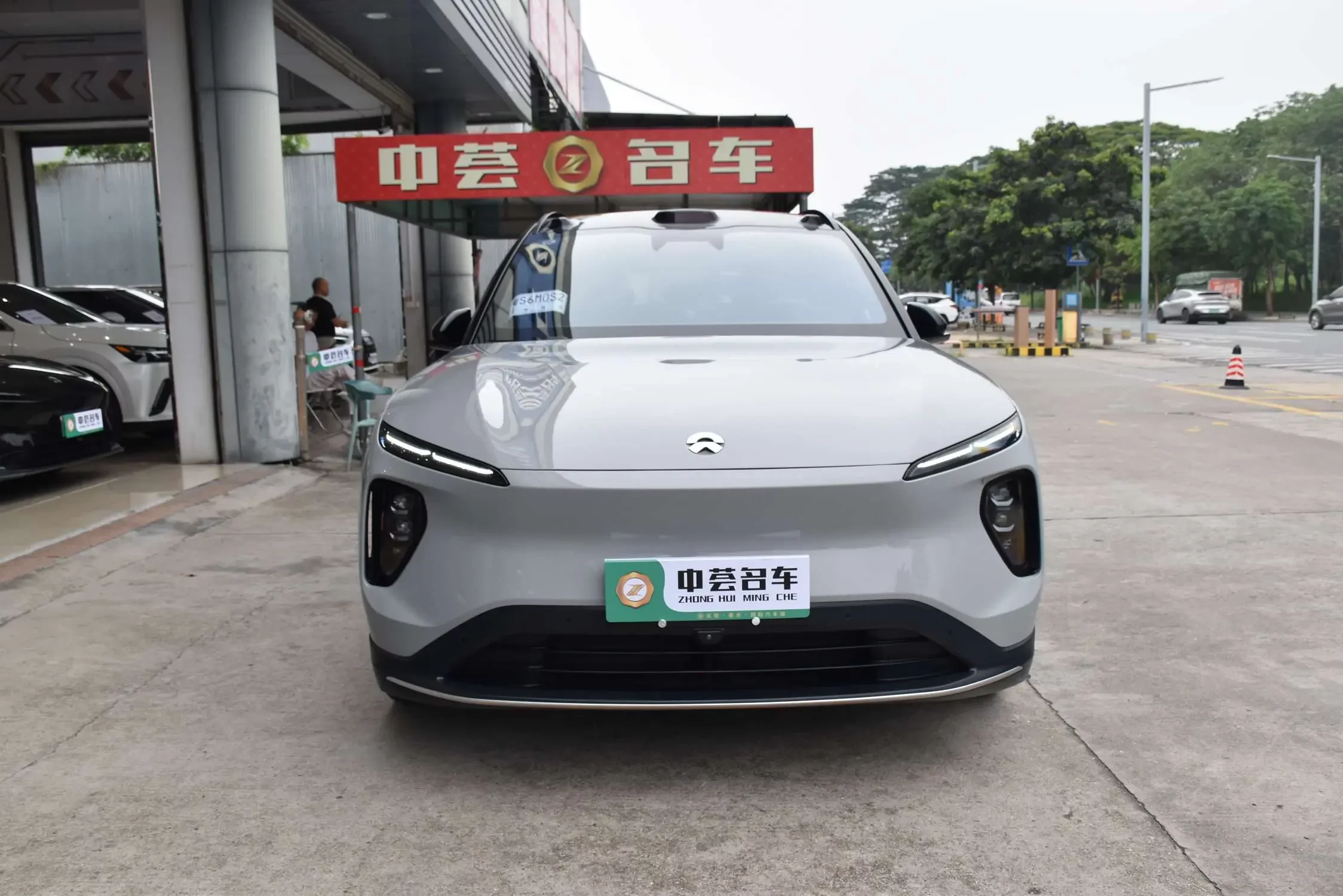 NIO ES6