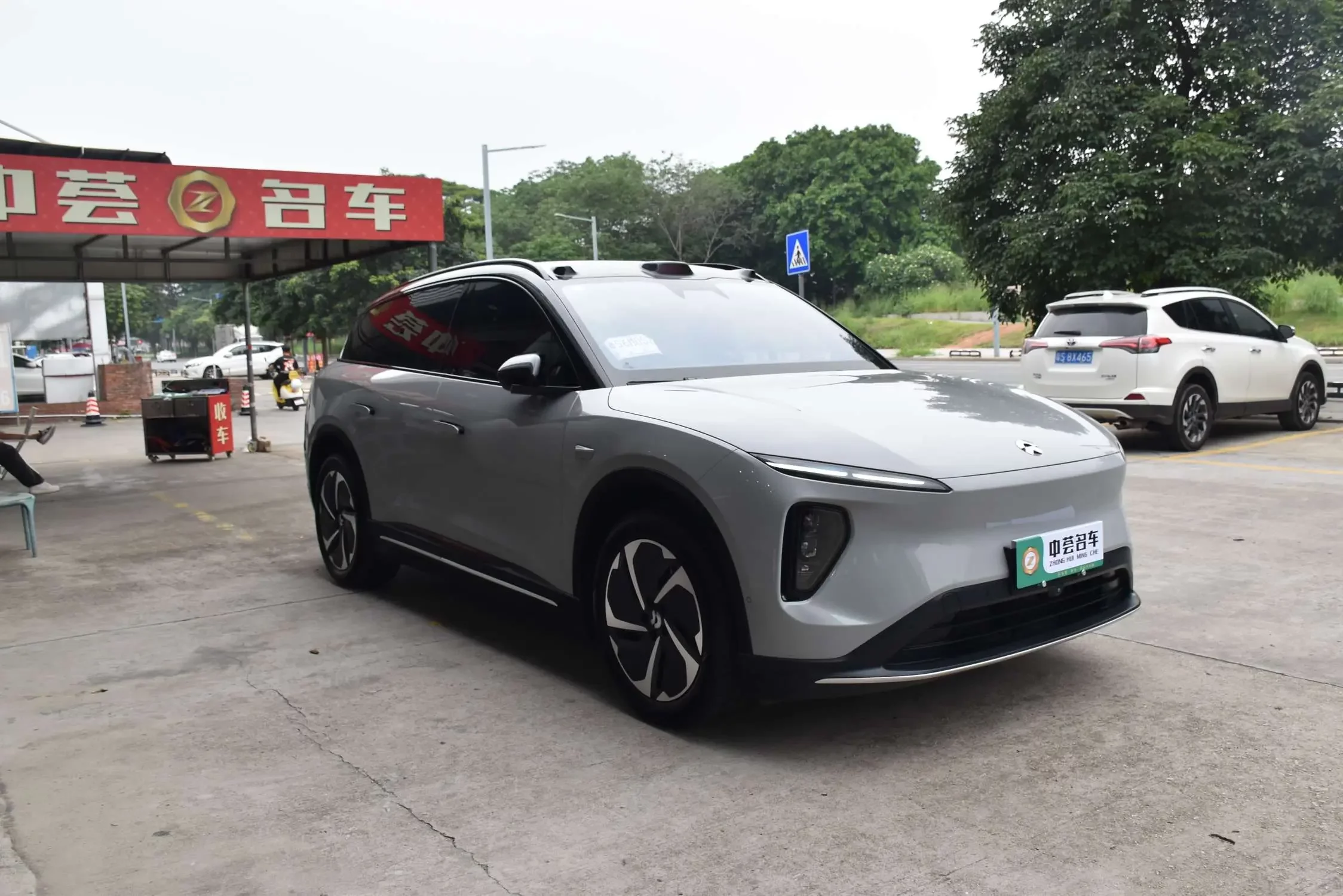 NIO ES6