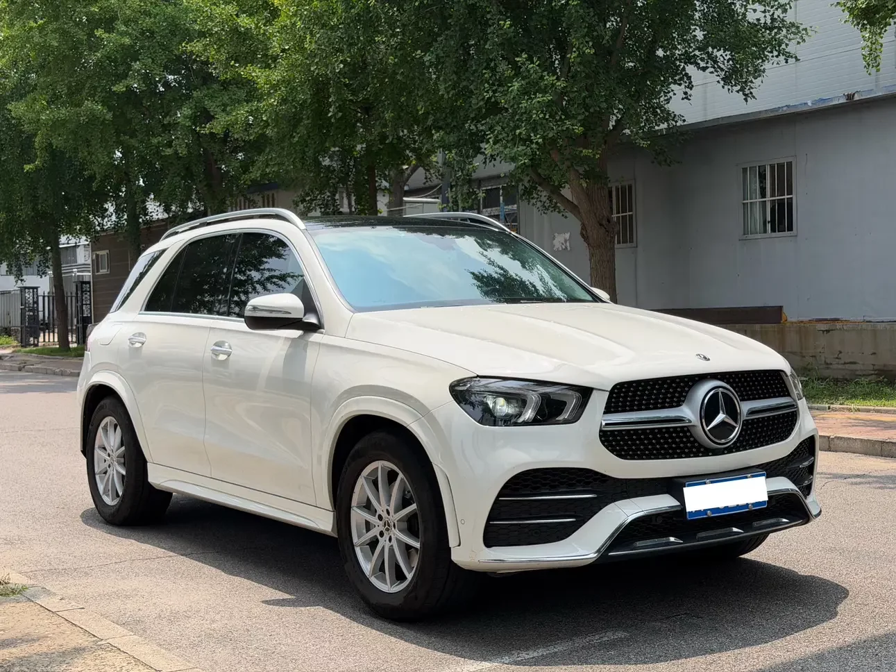 Mercedes-Benz GLE (Imported)