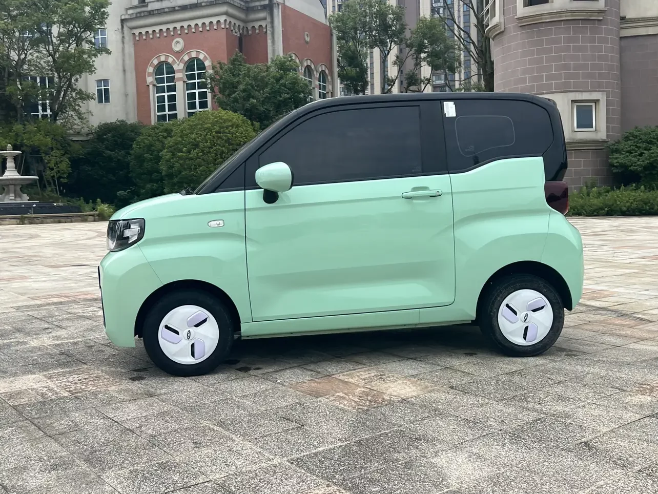 Chery QQ ice cream