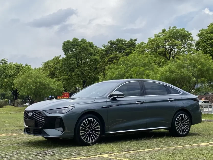 Chery Fengyun A8L