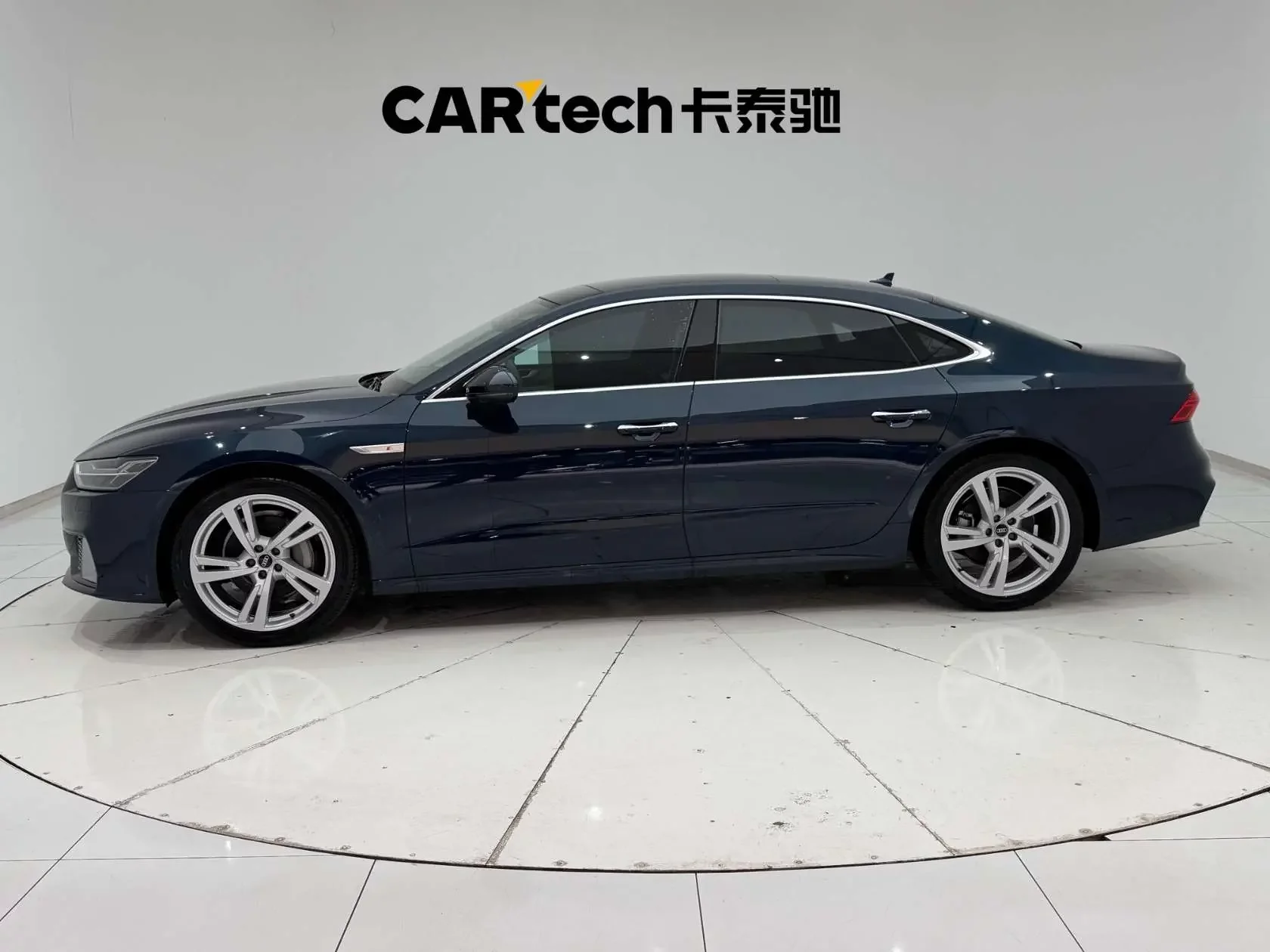 Audi A7L