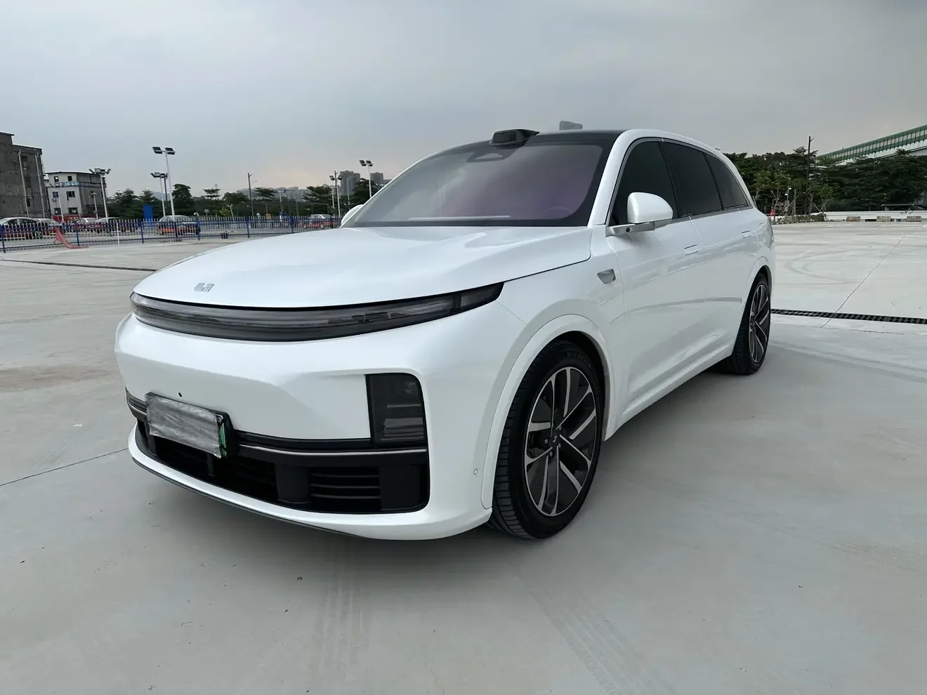 Lixiang L7