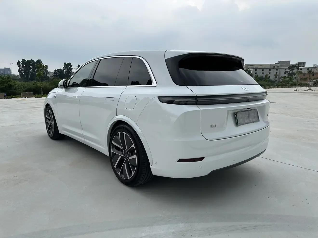 Lixiang L7