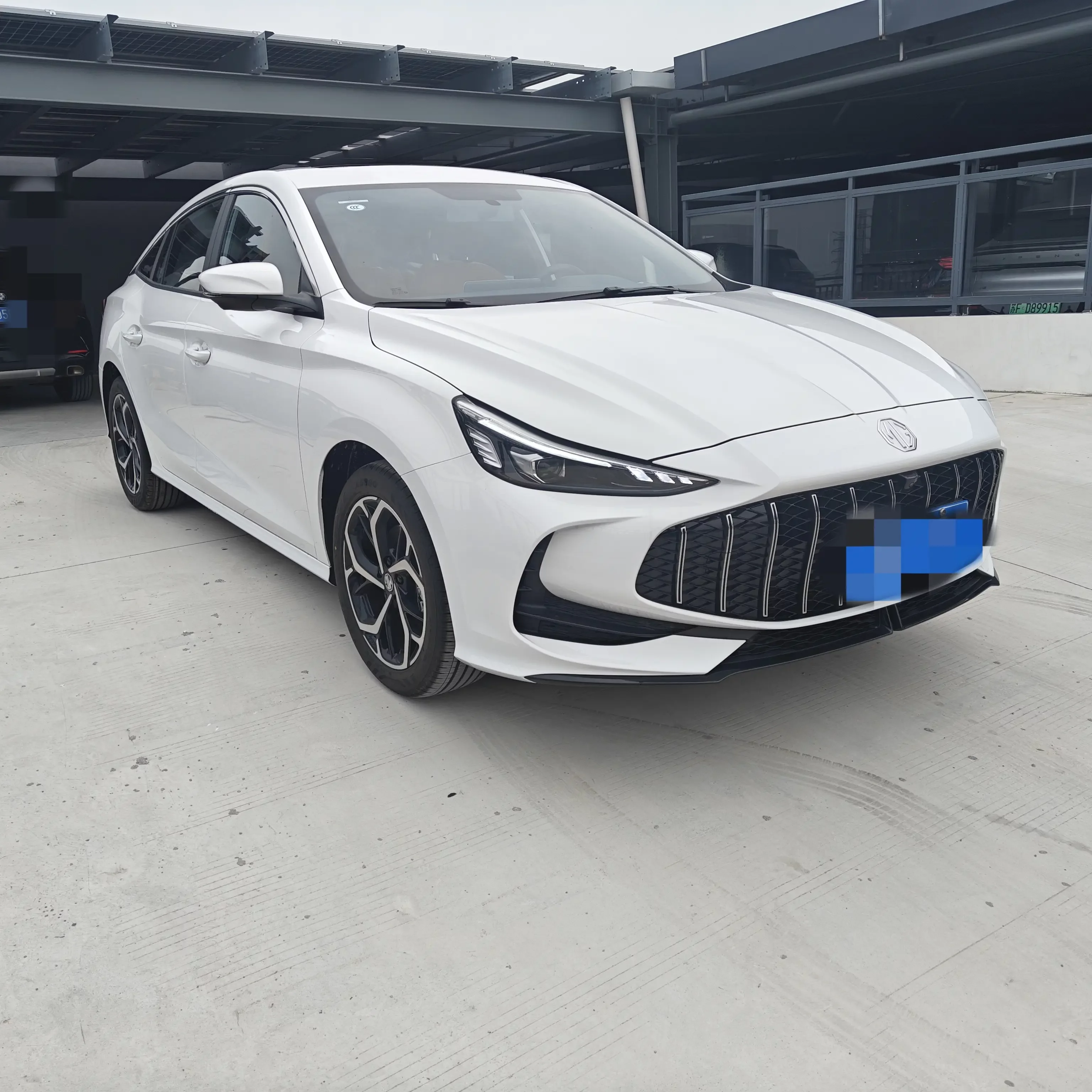 MG 5