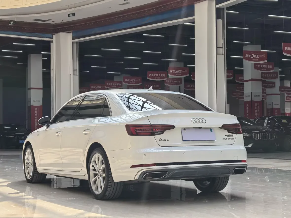 Audi A4L