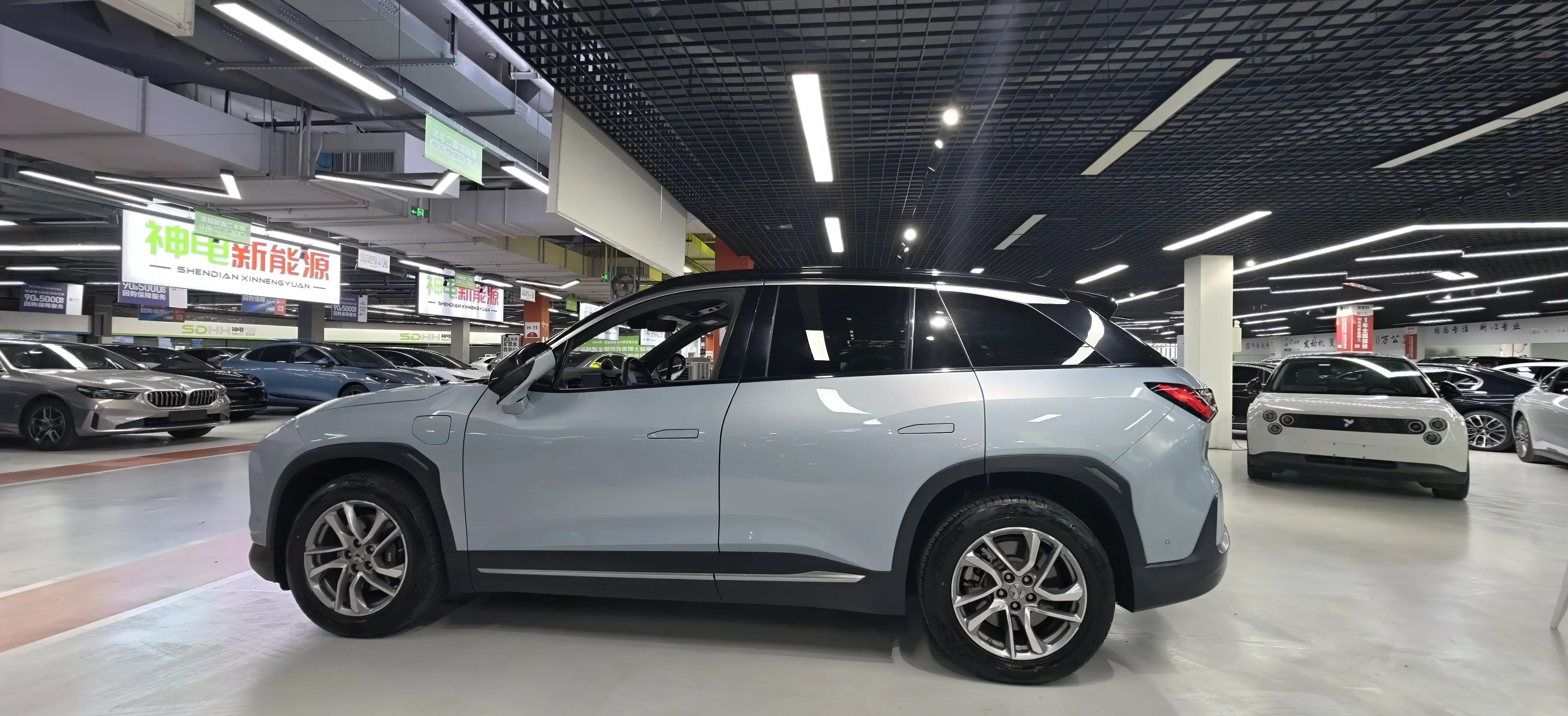 NIO ES6