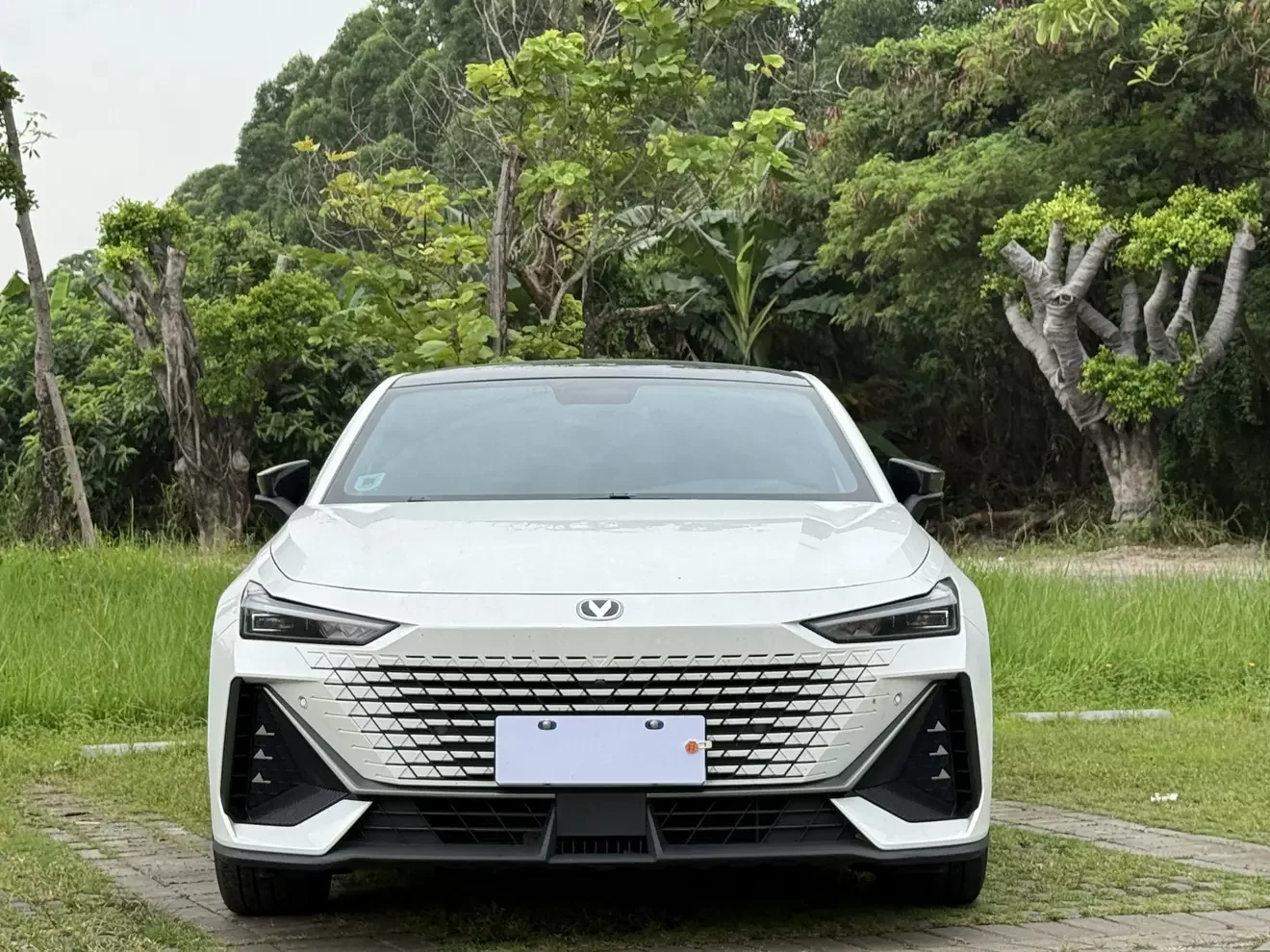 Changan UNI-V