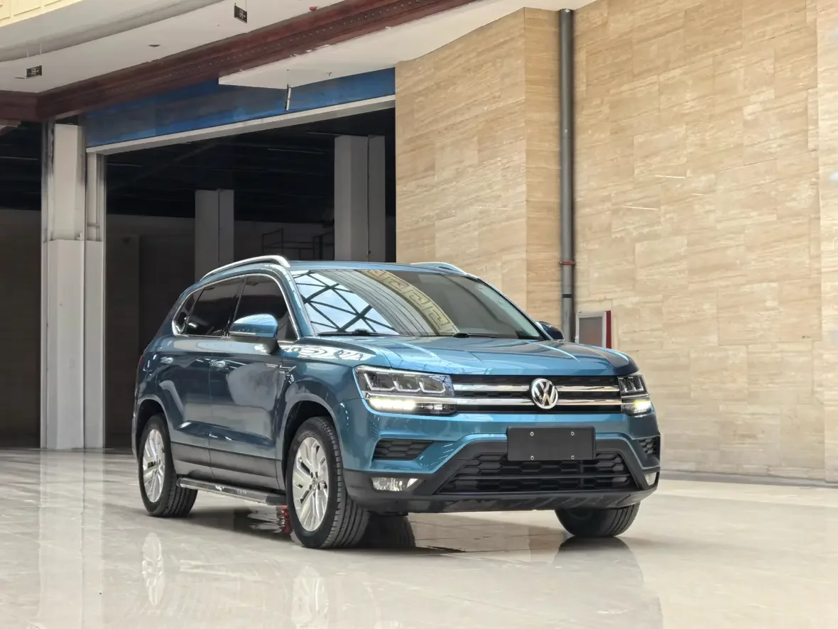 Volkswagen Tharu