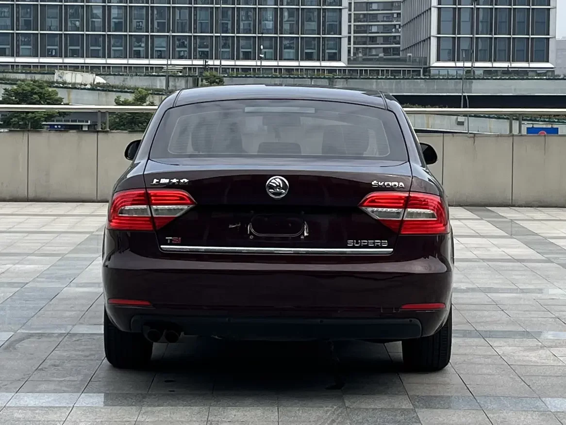 Skoda SuperB