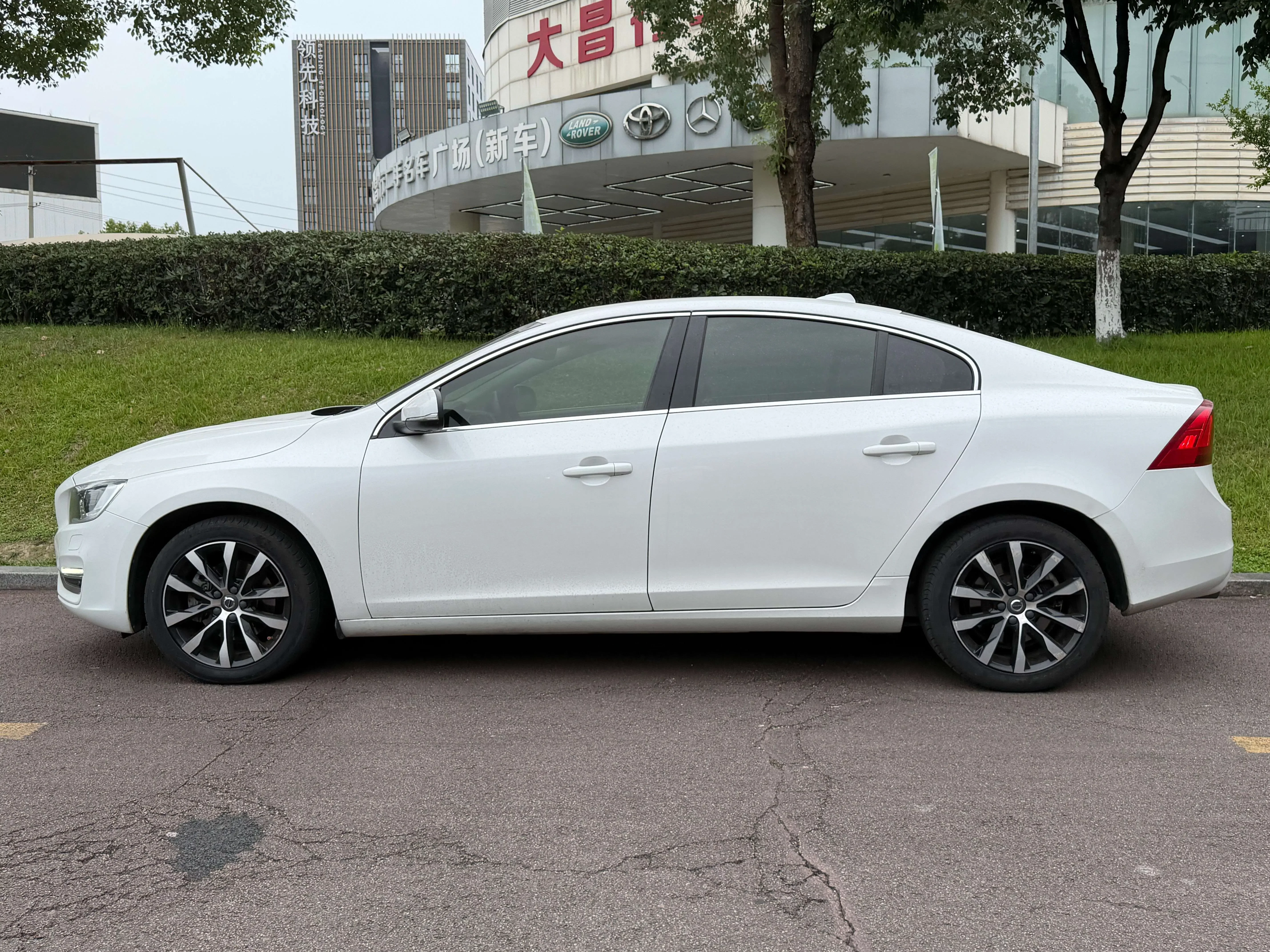 Volvo S60