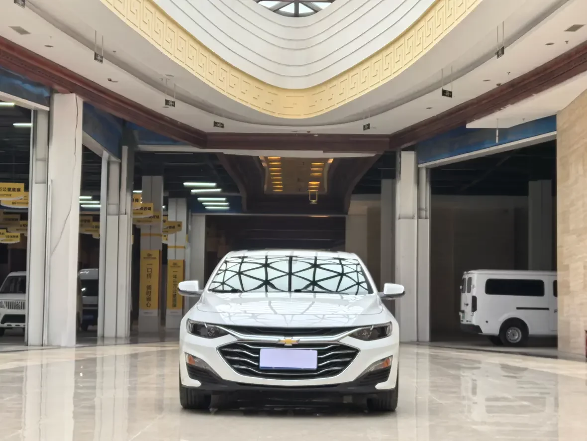 Chevrolet Malibu XL