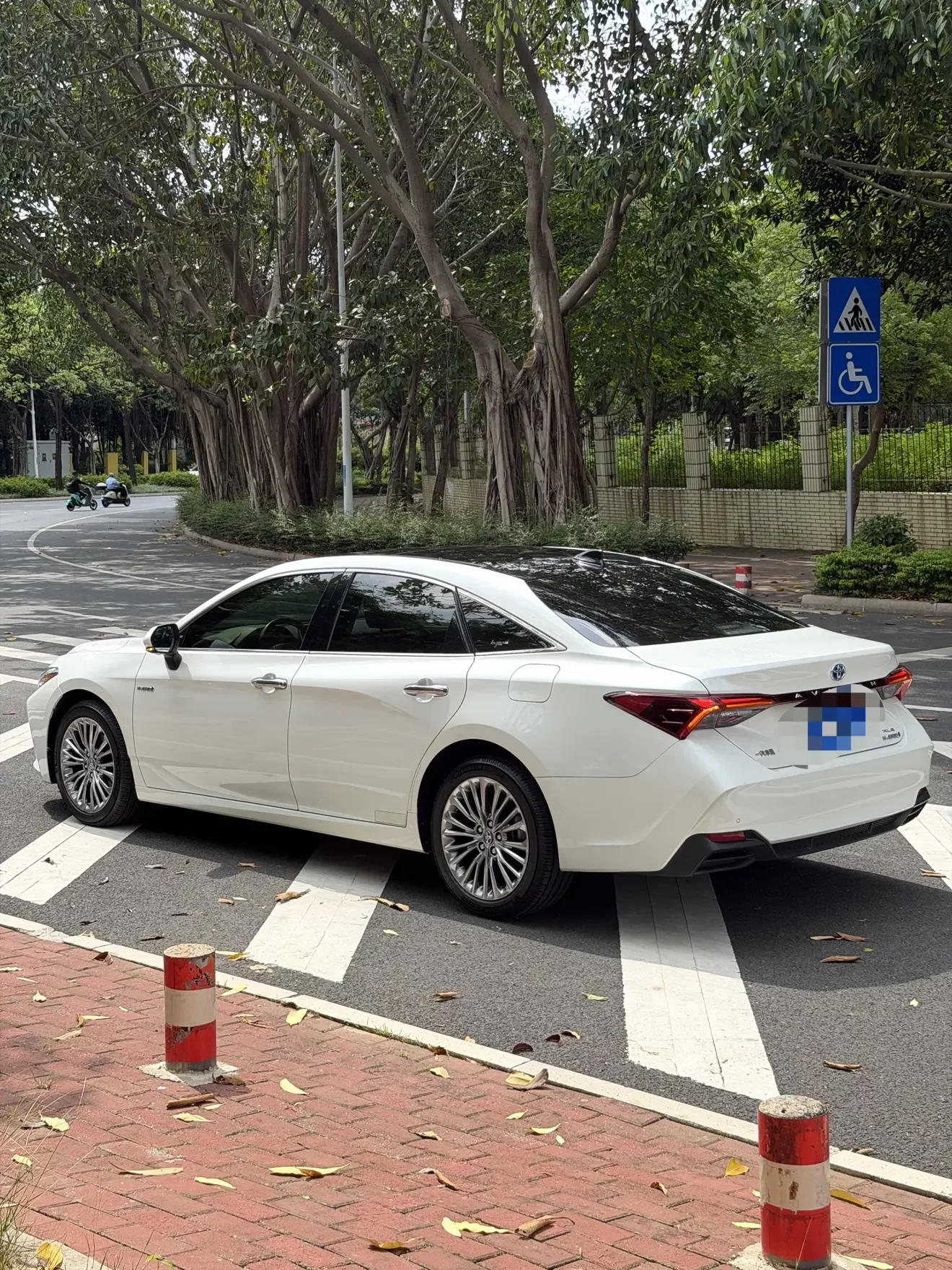 Toyota Avalon