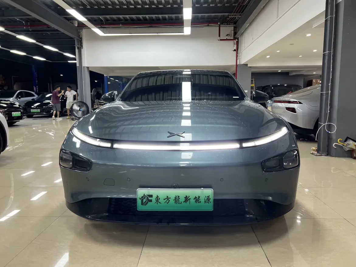Xpeng P7